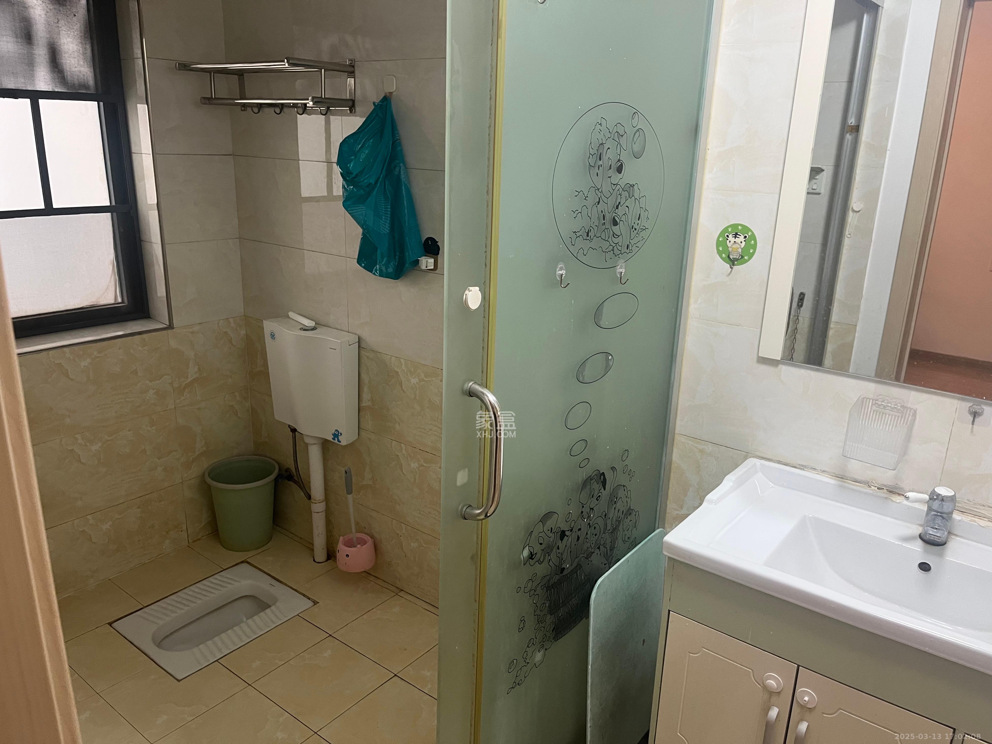 万芙锦城 2室1厅1卫 2000.0元/月 万芙锦城 2室1厅1卫 2000.0元/月室内图