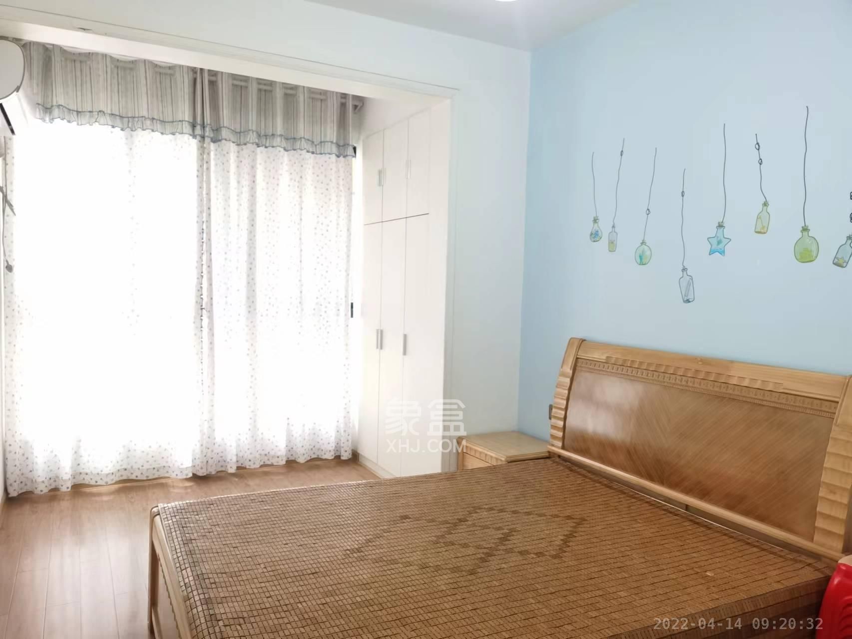 华雅花园 4室2厅2卫 2200.0元/月 华雅花园 4室2厅2卫 2200.0元/月户型图