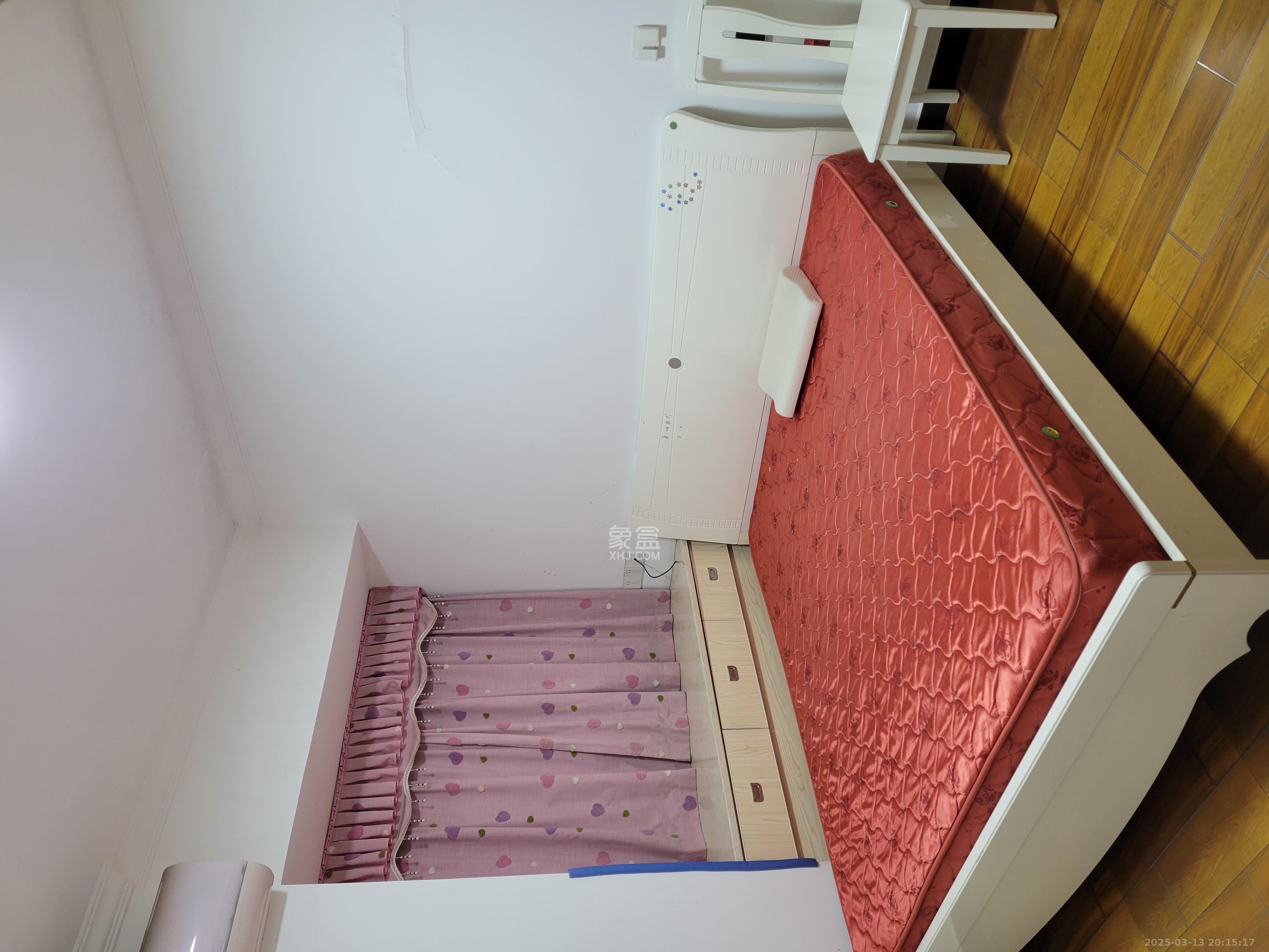 蓝山郡  3室2厅2卫   2100.00元/月室内图