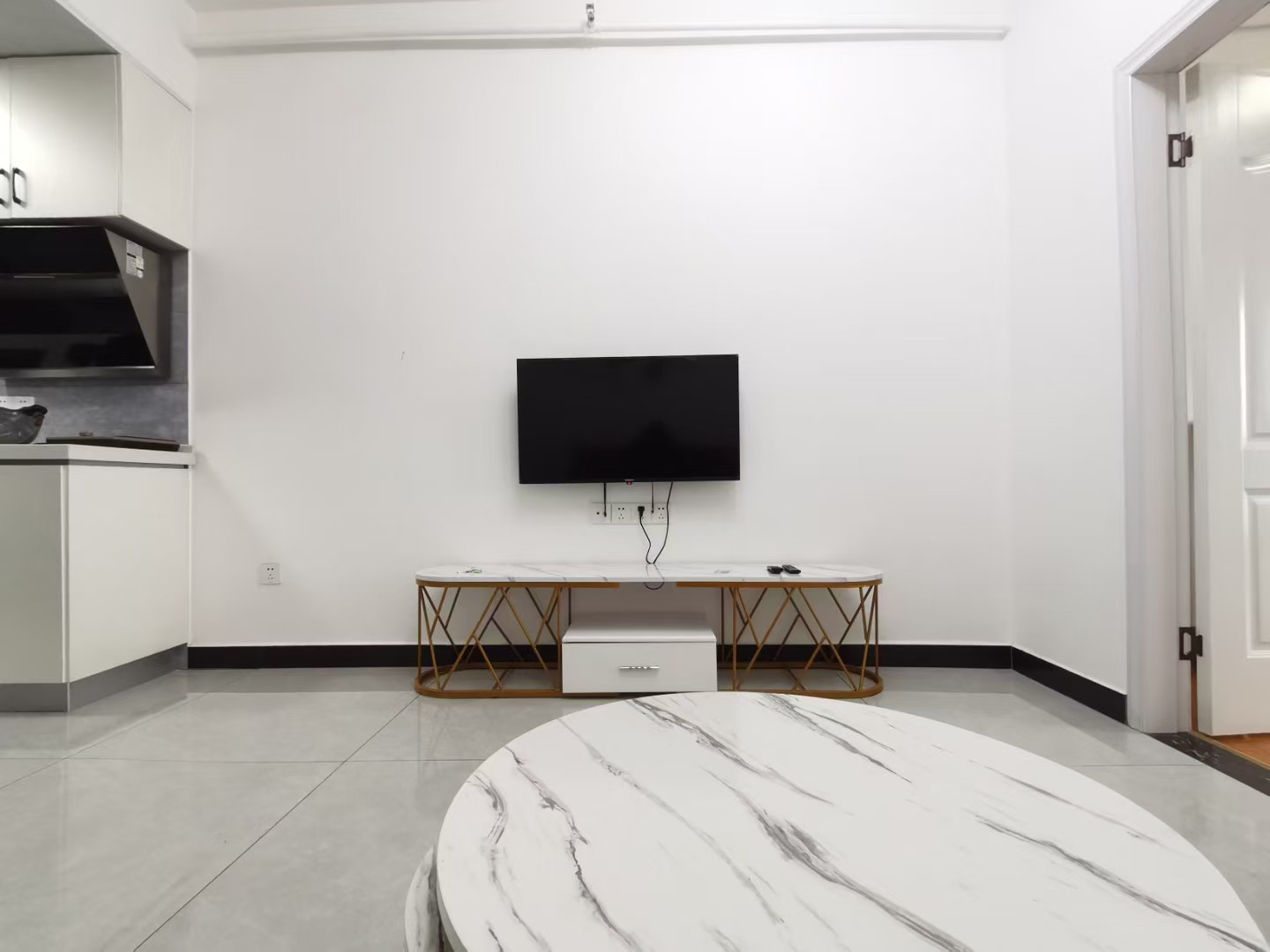 江岸公馆 1室1厅1卫 1500.0元/月 江岸公馆 1室1厅1卫 1500.0元/月室内图