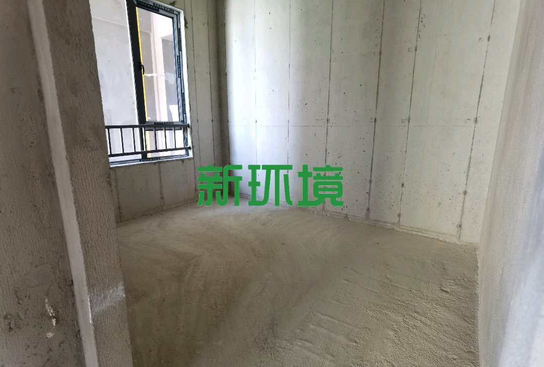 荣盛花语书院  4室2厅2卫   100.80万客厅