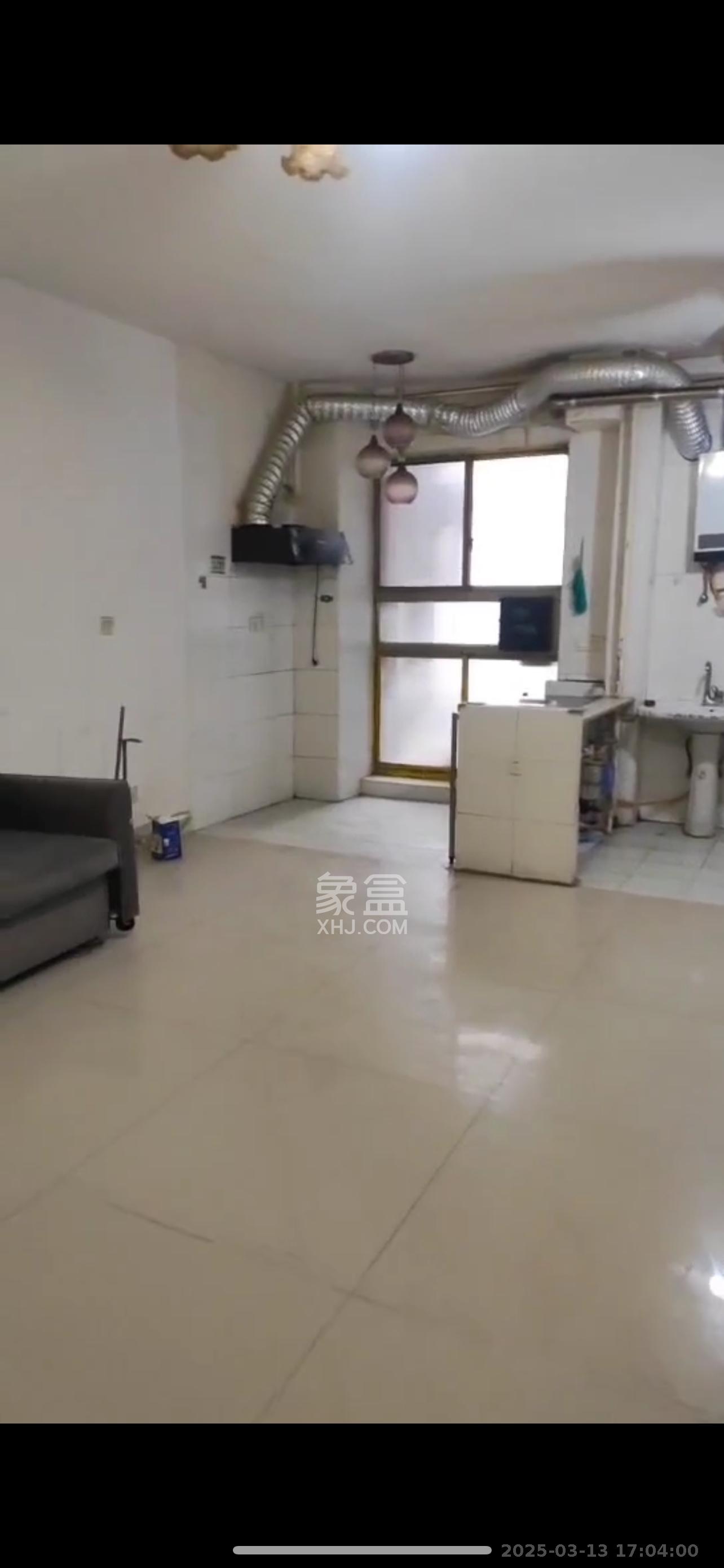 芙蓉蓉苑  1室1厅1卫    2600.0元/月 芙蓉蓉苑  1室1厅1卫    2600.0元/月室内图