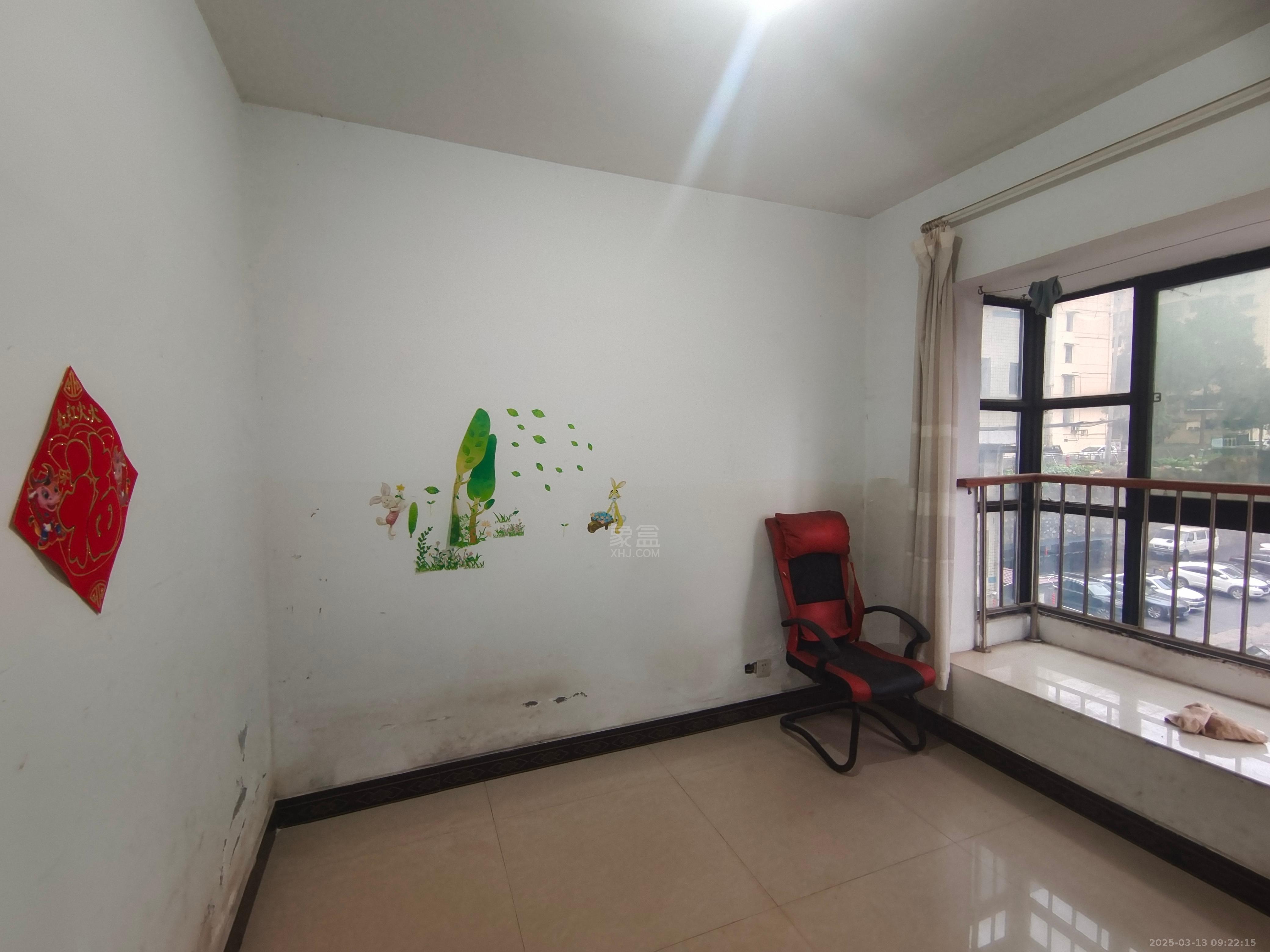 嘉天18号 3室2厅1卫 1200.0元/月 嘉天18号 3室2厅1卫 1200.0元/月室内图