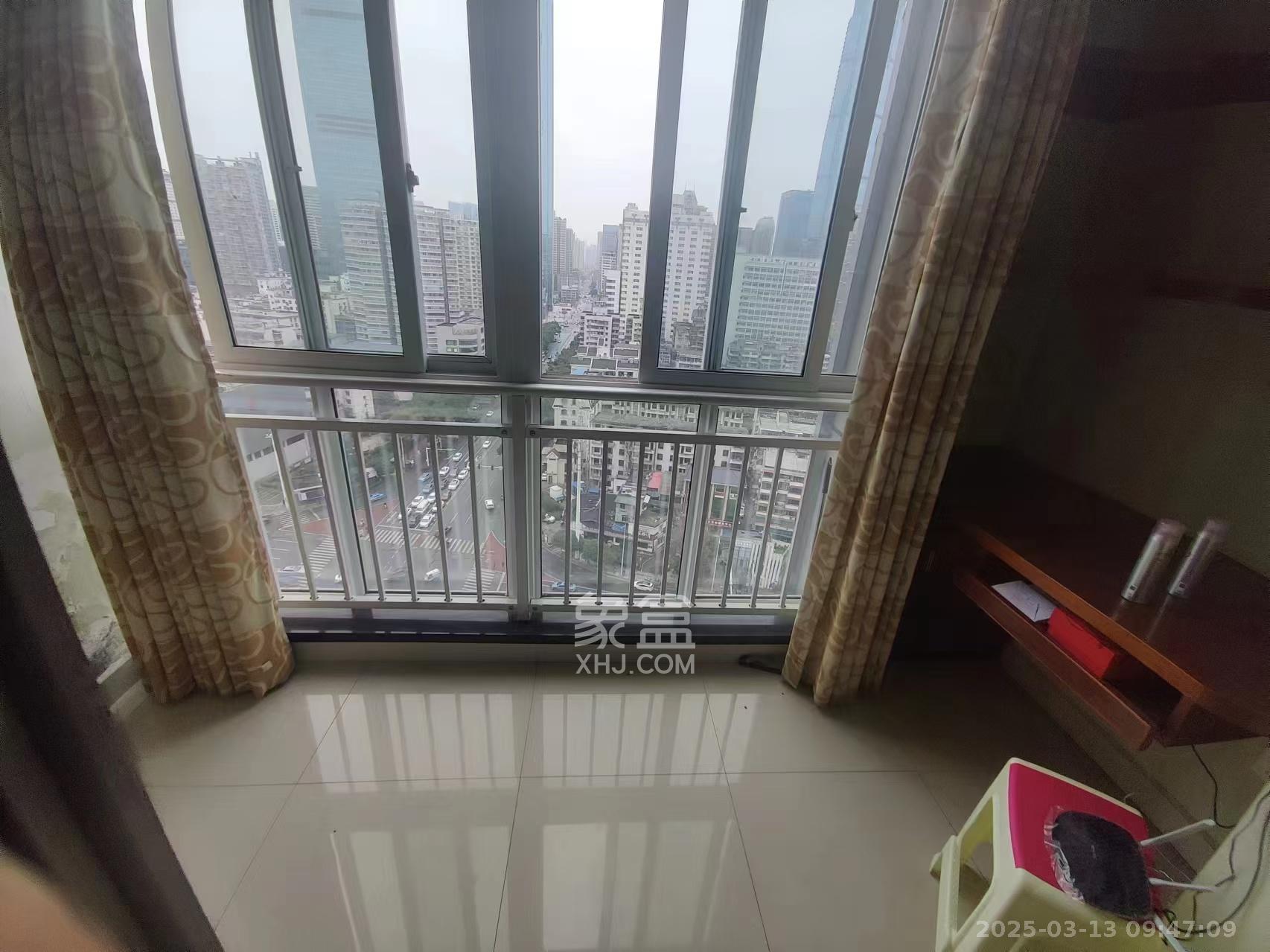 天心华庭  1室1厅1卫    2000.0元/月 天心华庭  1室1厅1卫    2000.0元/月室内图