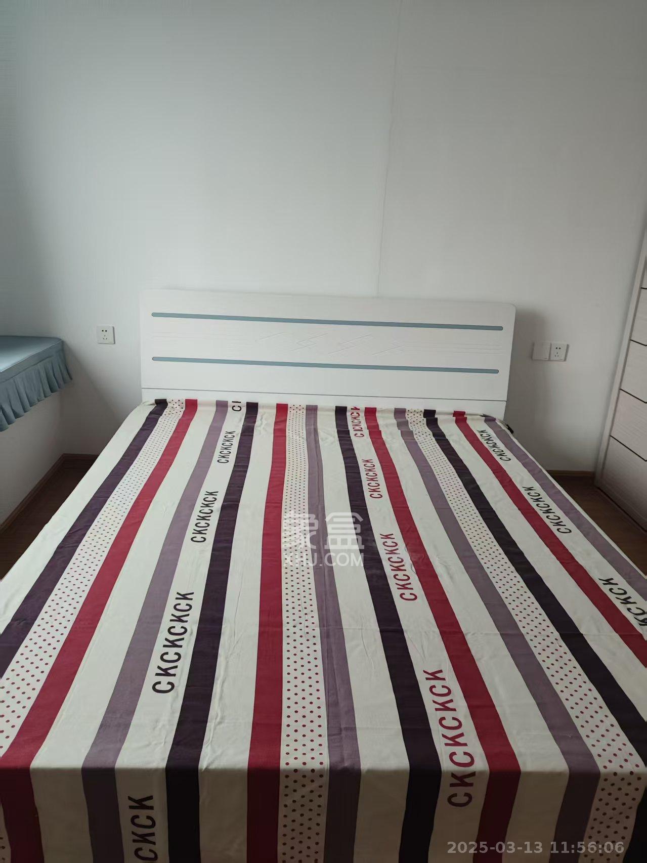 保利东郡 3室2厅2卫 2500.0元/月 保利东郡 3室2厅2卫 2500.0元/月室内图