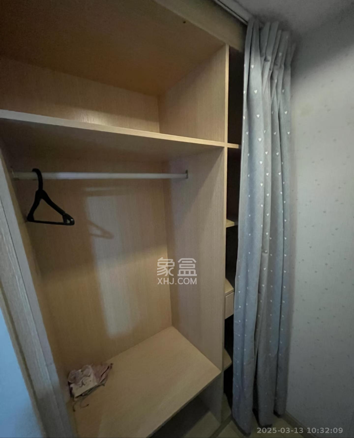 万科金域华府一期  2室1厅1卫   2000.00元/月室内图