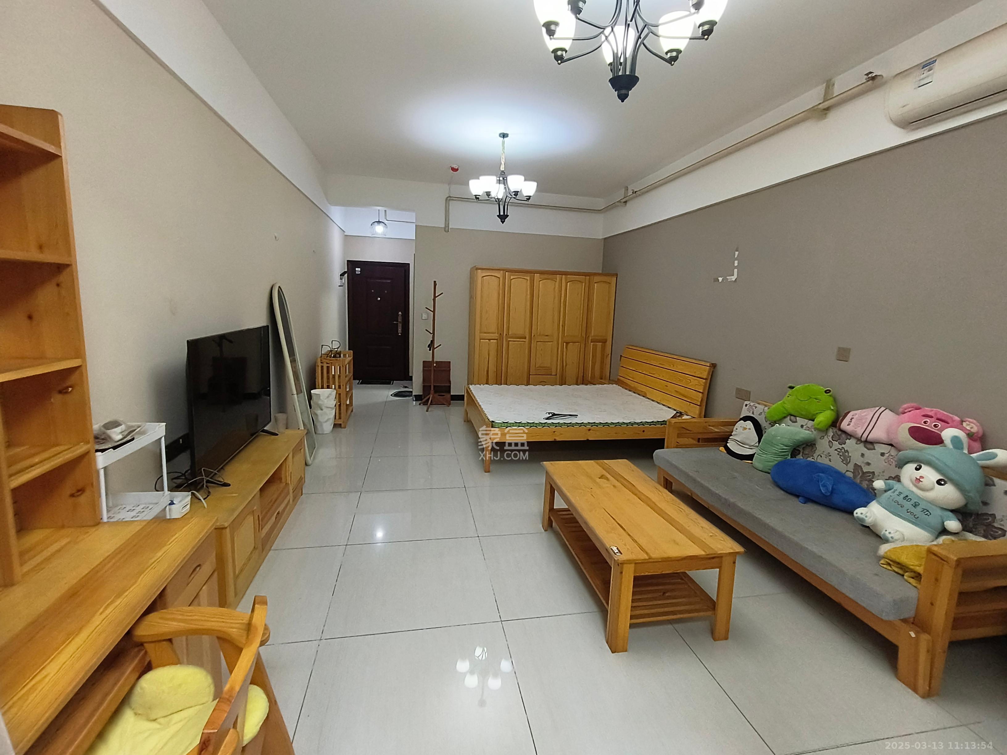 江南华府  1室1厅1卫    1600.0元/月 江南华府  1室1厅1卫    1600.0元/月