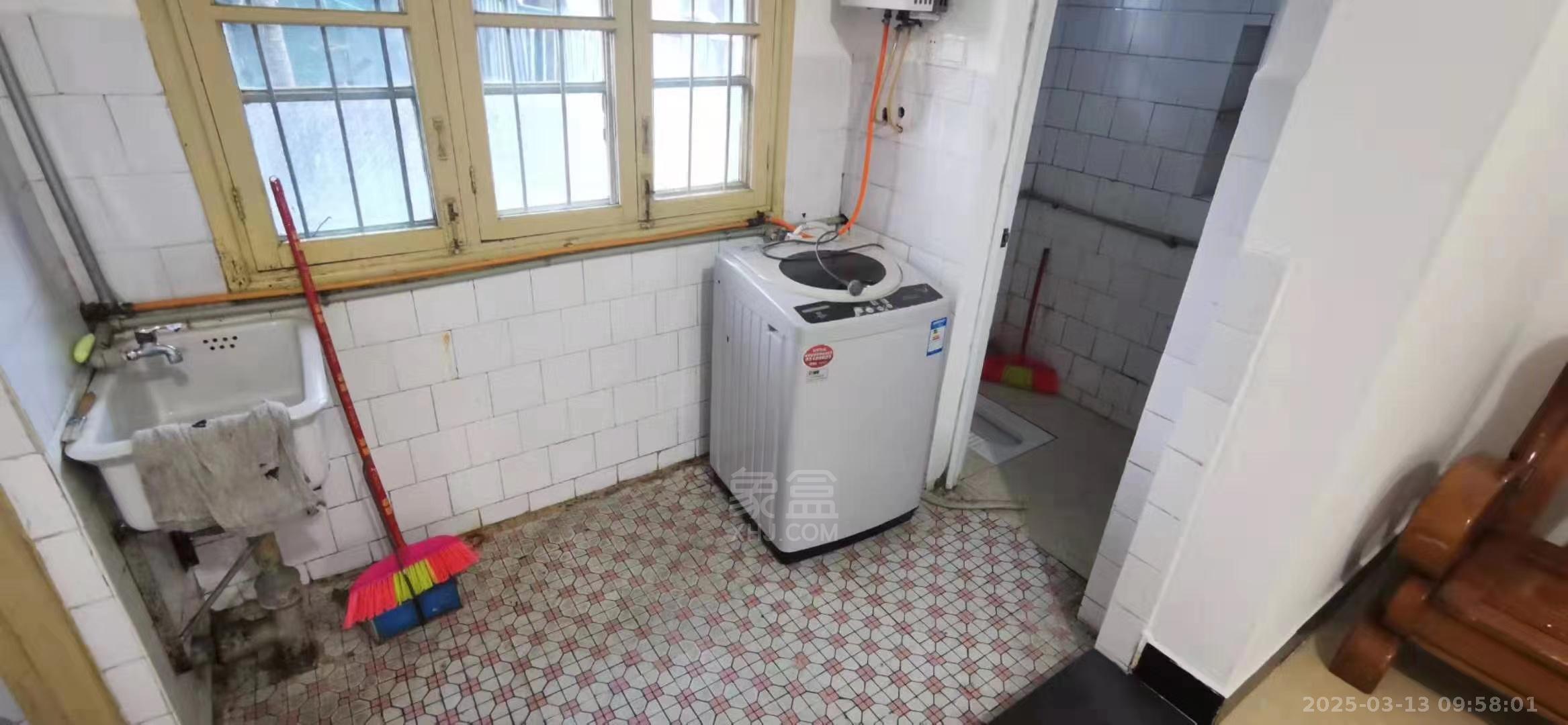 新民二村 2室1厅1卫 900.0元/月 新民二村 2室1厅1卫 900.0元/月室内图