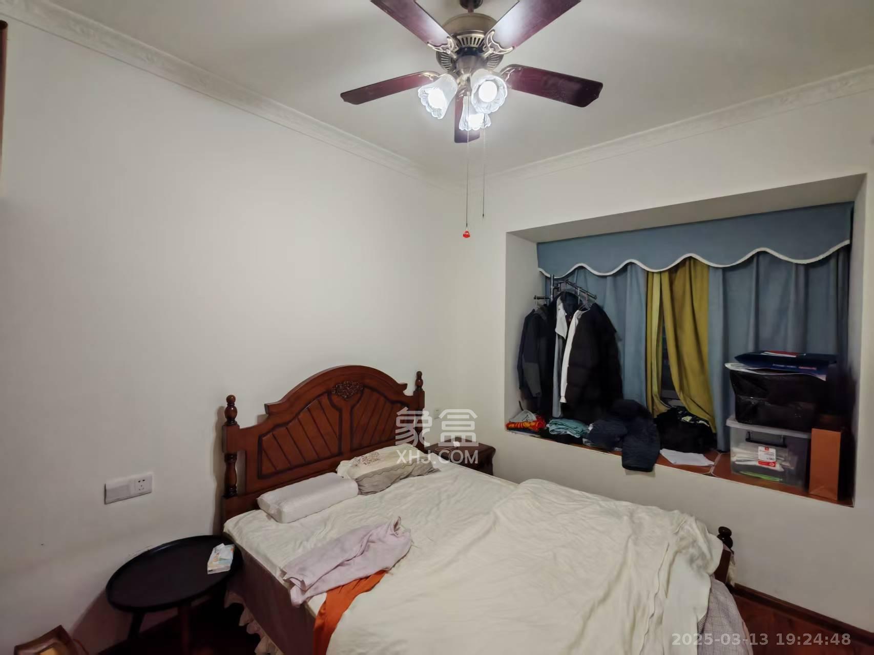 中交中央公园D4区 3室1厅1卫 2800.0元/月 中交中央公园D4区 3室1厅1卫 2800.0元/月室内图