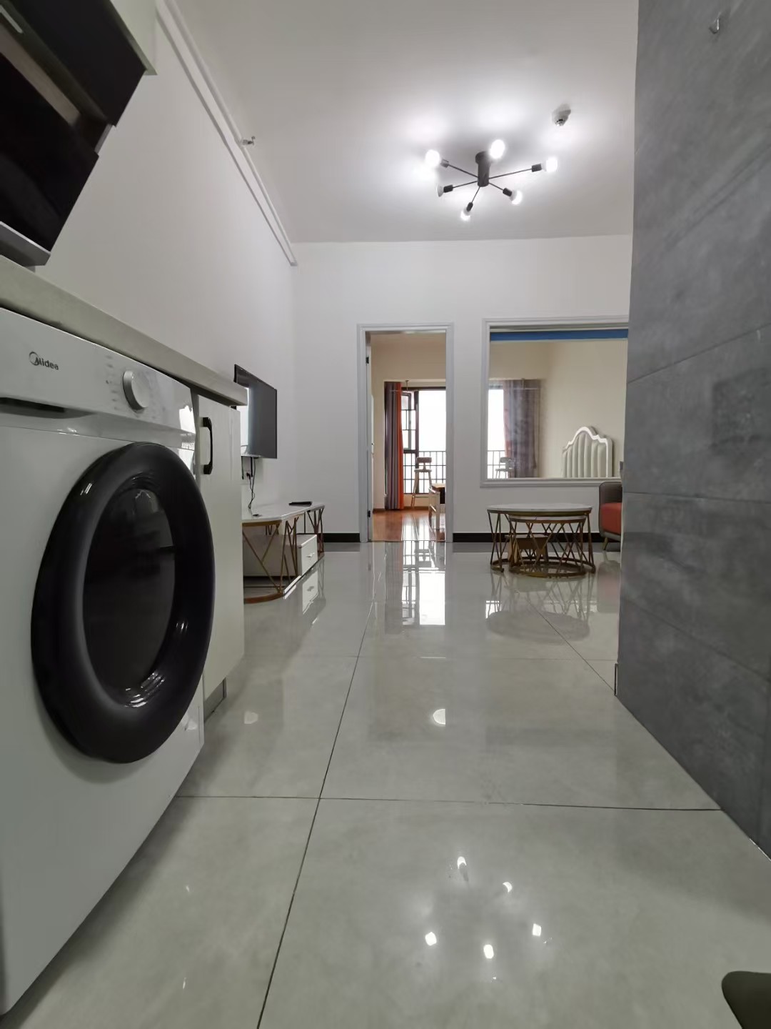 江岸公馆 1室1厅1卫 1500.0元/月 江岸公馆 1室1厅1卫 1500.0元/月室内图