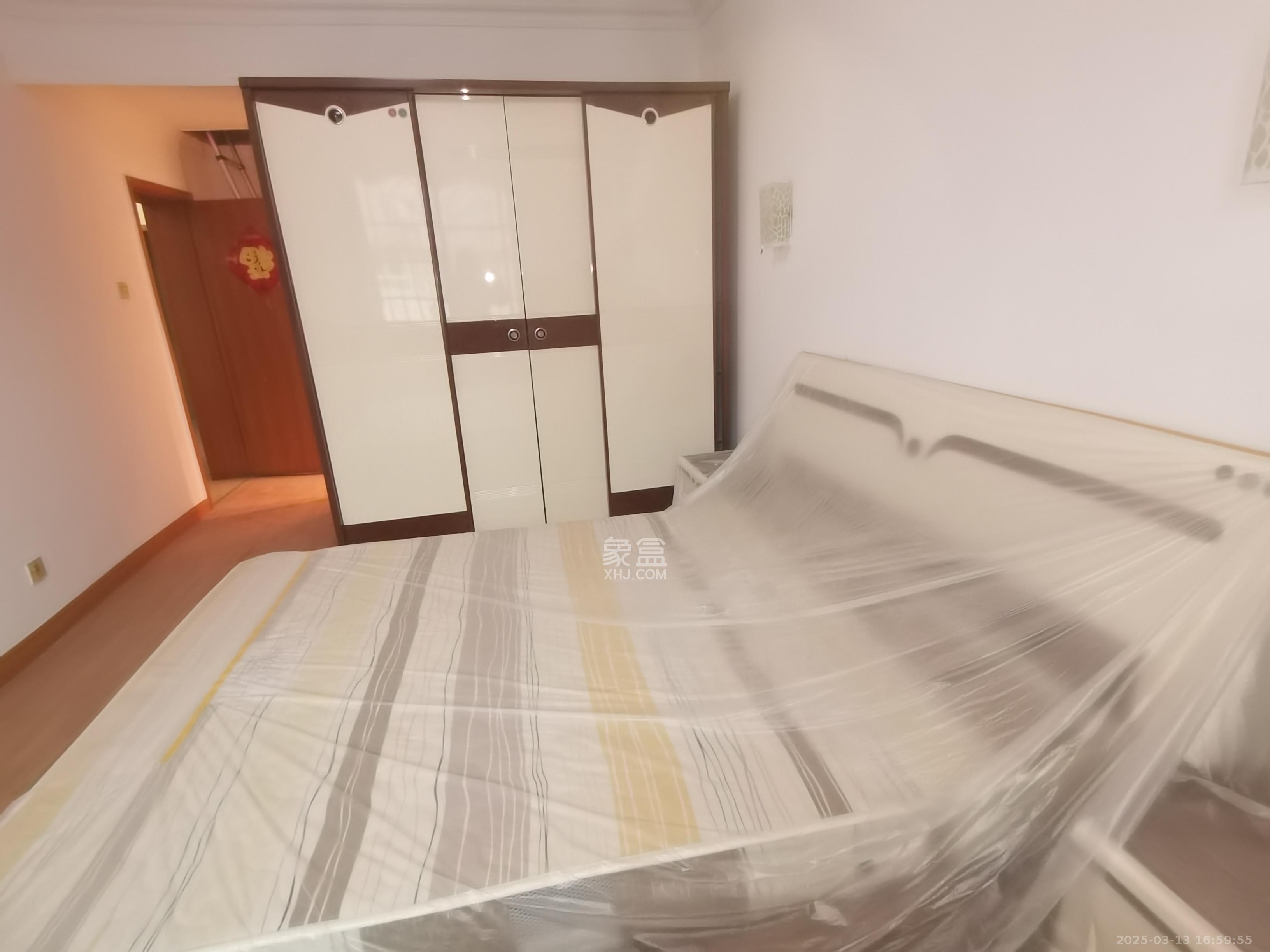 景芳苑  3室2厅1卫   1300.00元/月室内图