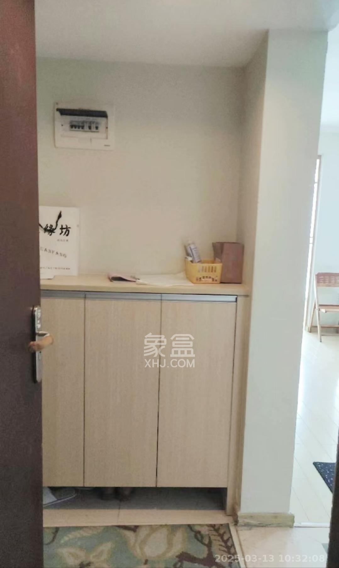 万科金域华府一期  2室1厅1卫   2000.00元/月室内图