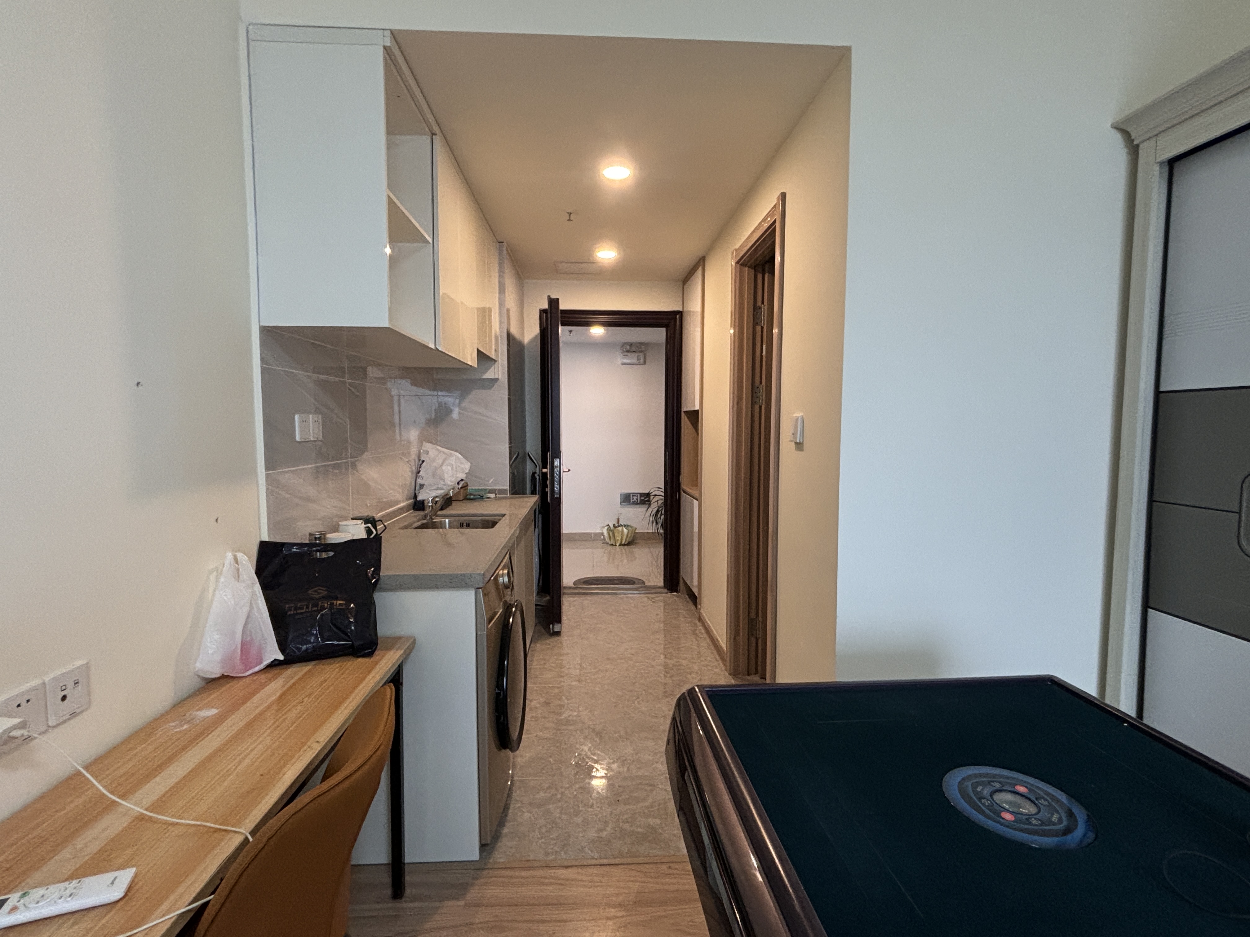 碧桂园壹中心 1室1厅1卫 1200.0元/月 碧桂园壹中心 1室1厅1卫 1200.0元/月室内图