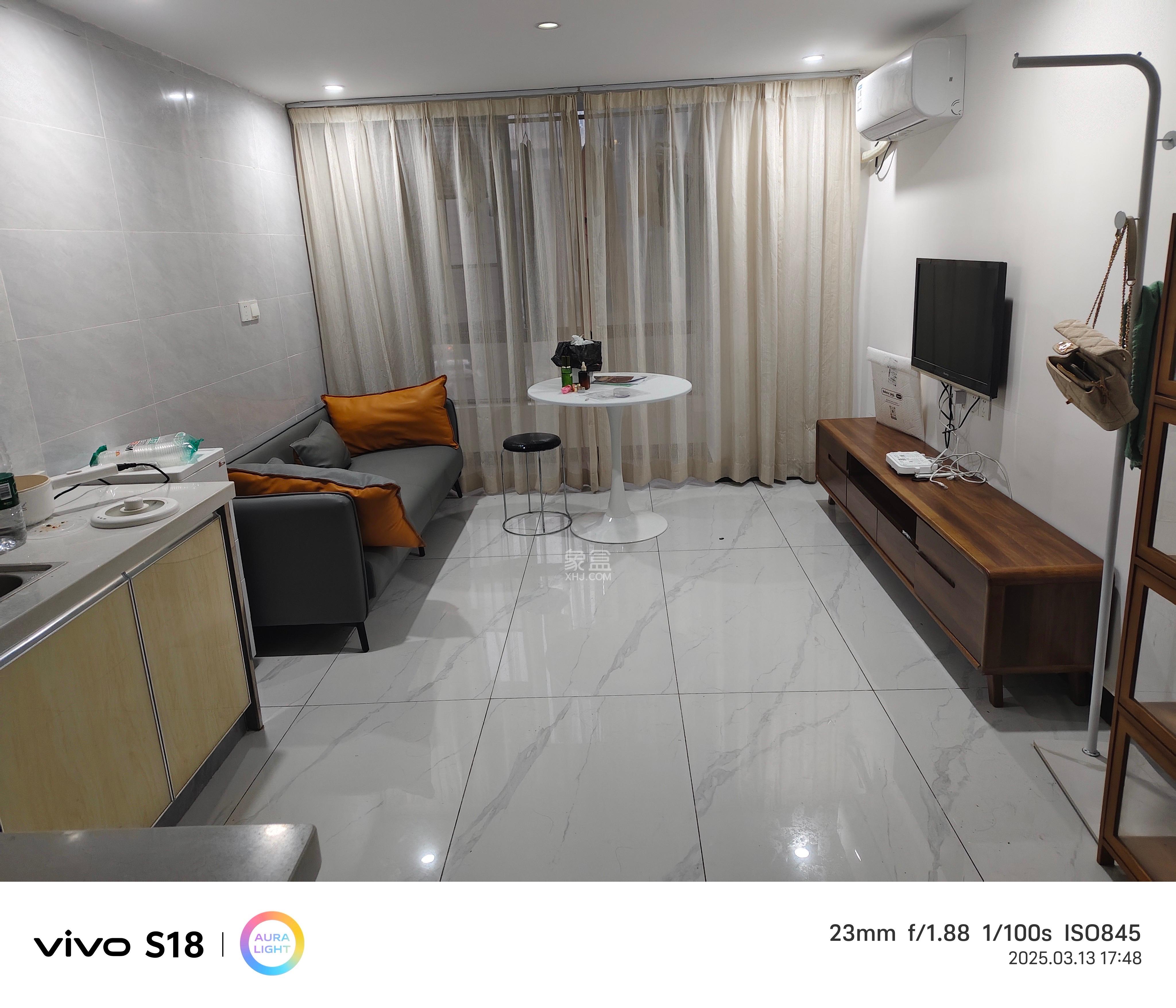 碧桂园城市之光 2室1厅1卫 2200.0元/月 碧桂园城市之光 2室1厅1卫 2200.0元/月室内图