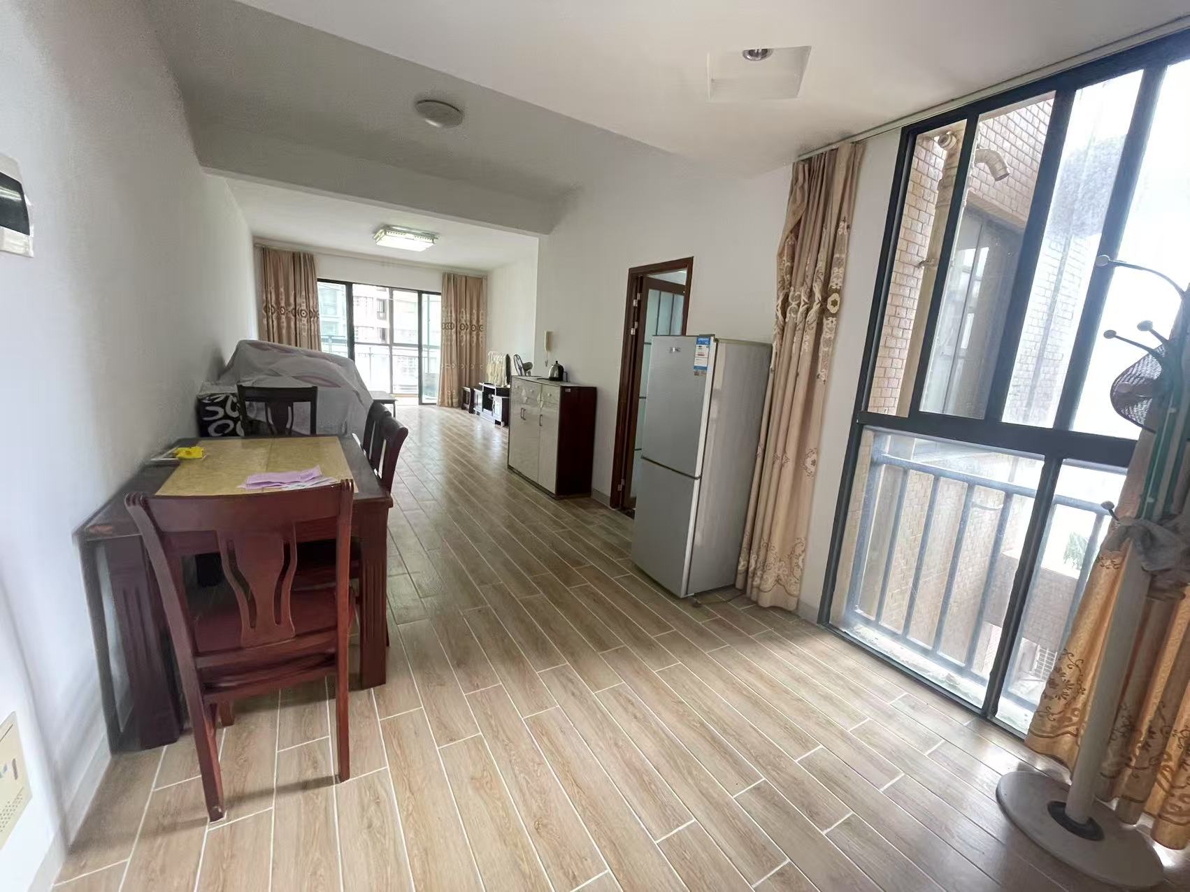 金城万花坊  3室2厅2卫    155.0万 金城万花坊  3室2厅2卫    155.0万室内图