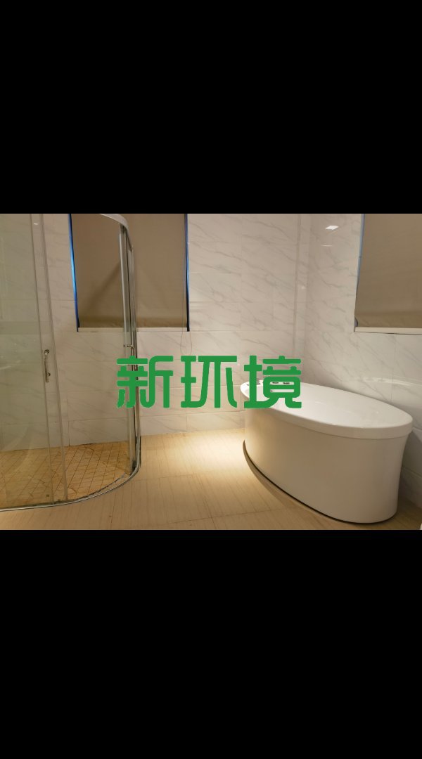 碧桂园  5室3厅4卫    170.0万 碧桂园  5室3厅4卫    170.0万客厅