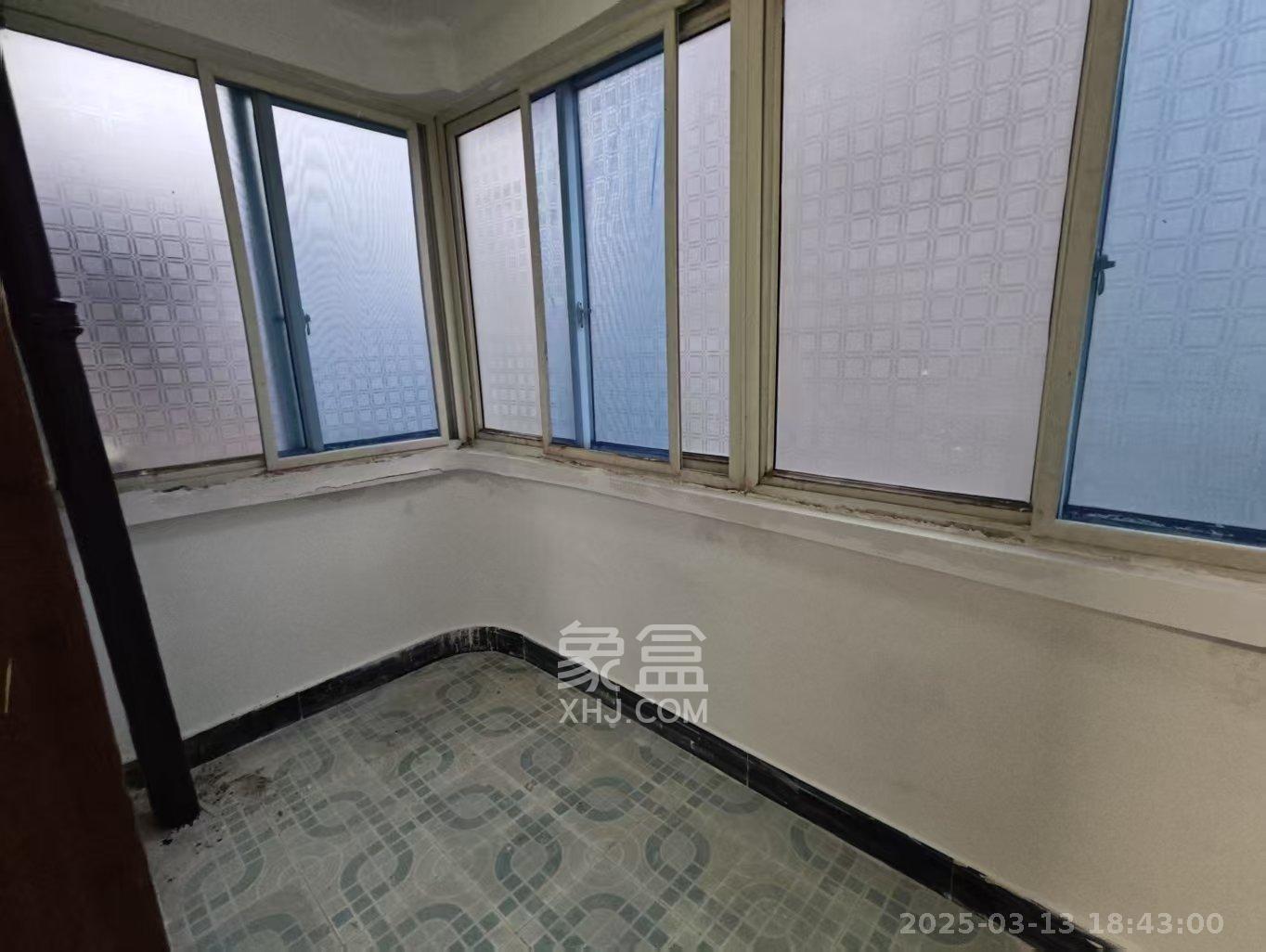 长坡社区  2室1厅1卫    1400.0元/月 长坡社区  2室1厅1卫    1400.0元/月室内图