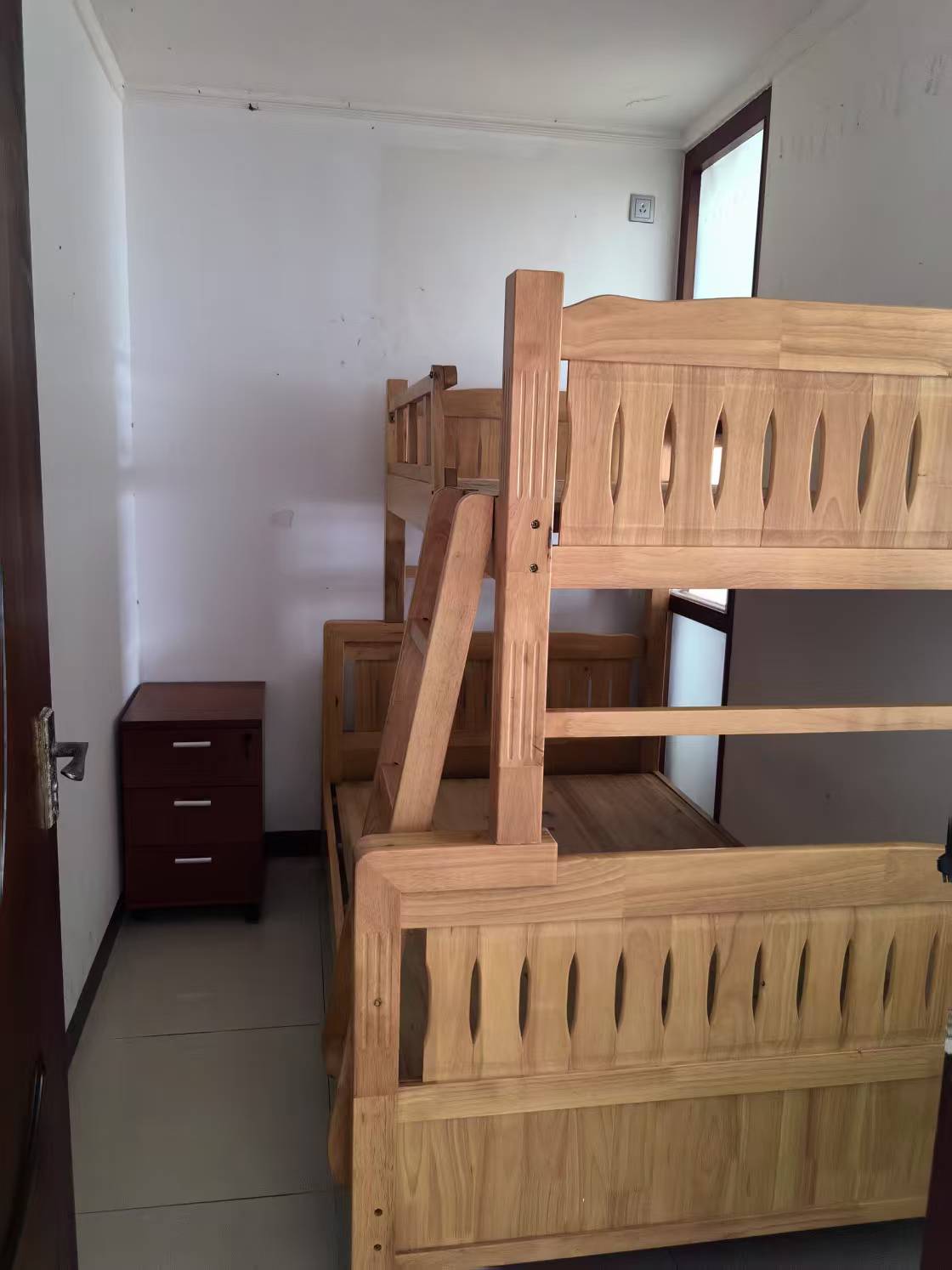 兰海佳园 2室1厅1卫 63.0万 兰海佳园 2室1厅1卫 63.0万客厅