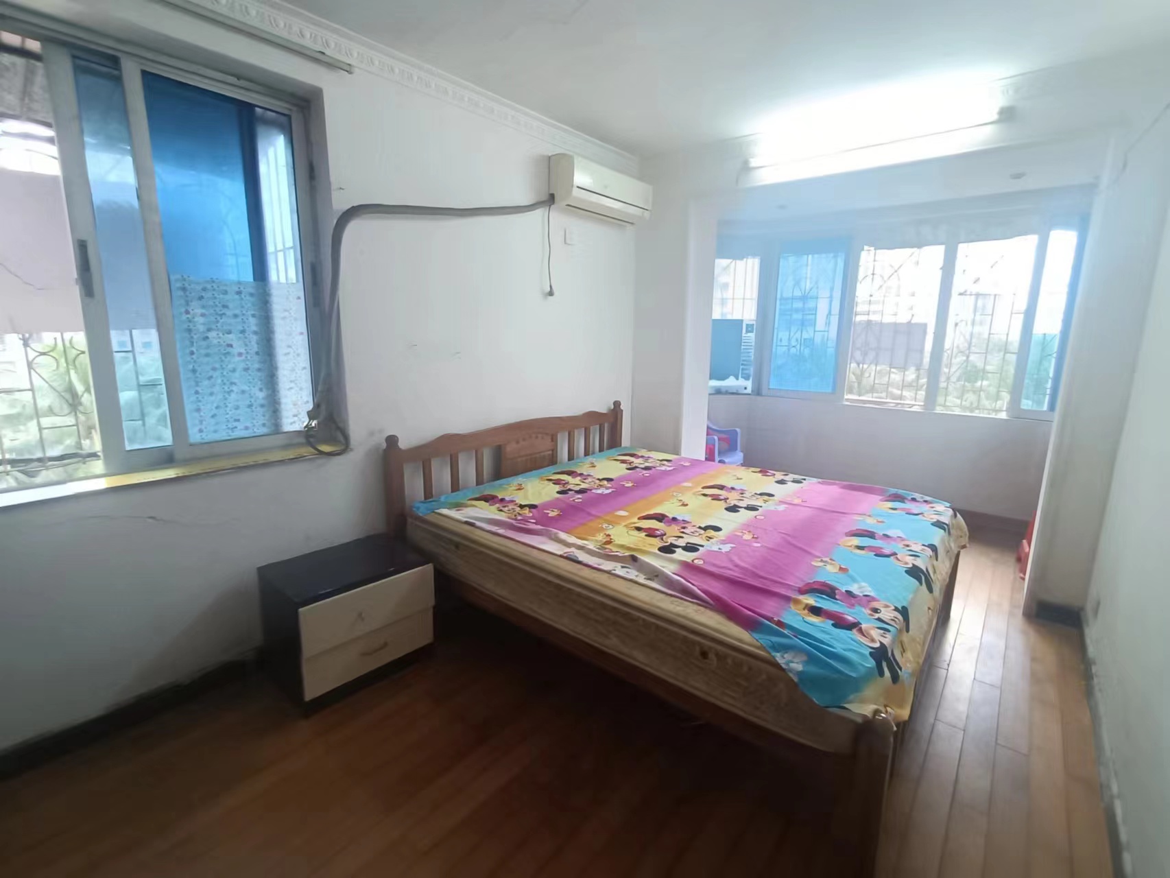 富成大厦 2室1厅1卫 2400.0元/月 富成大厦 2室1厅1卫 2400.0元/月室内图