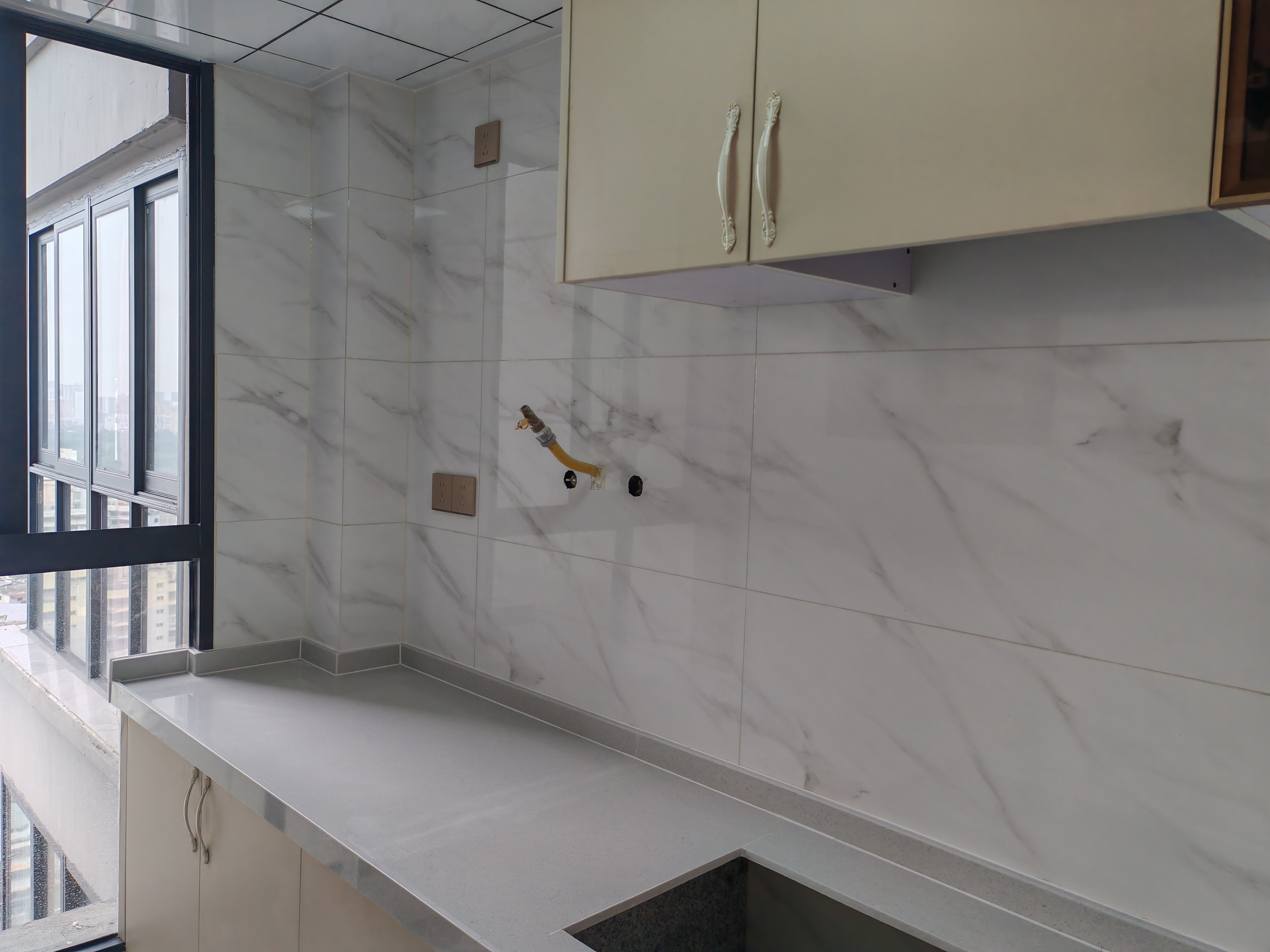 坡博家园三区 3室2厅1卫 135.0万 坡博家园三区 3室2厅1卫 135.0万客厅