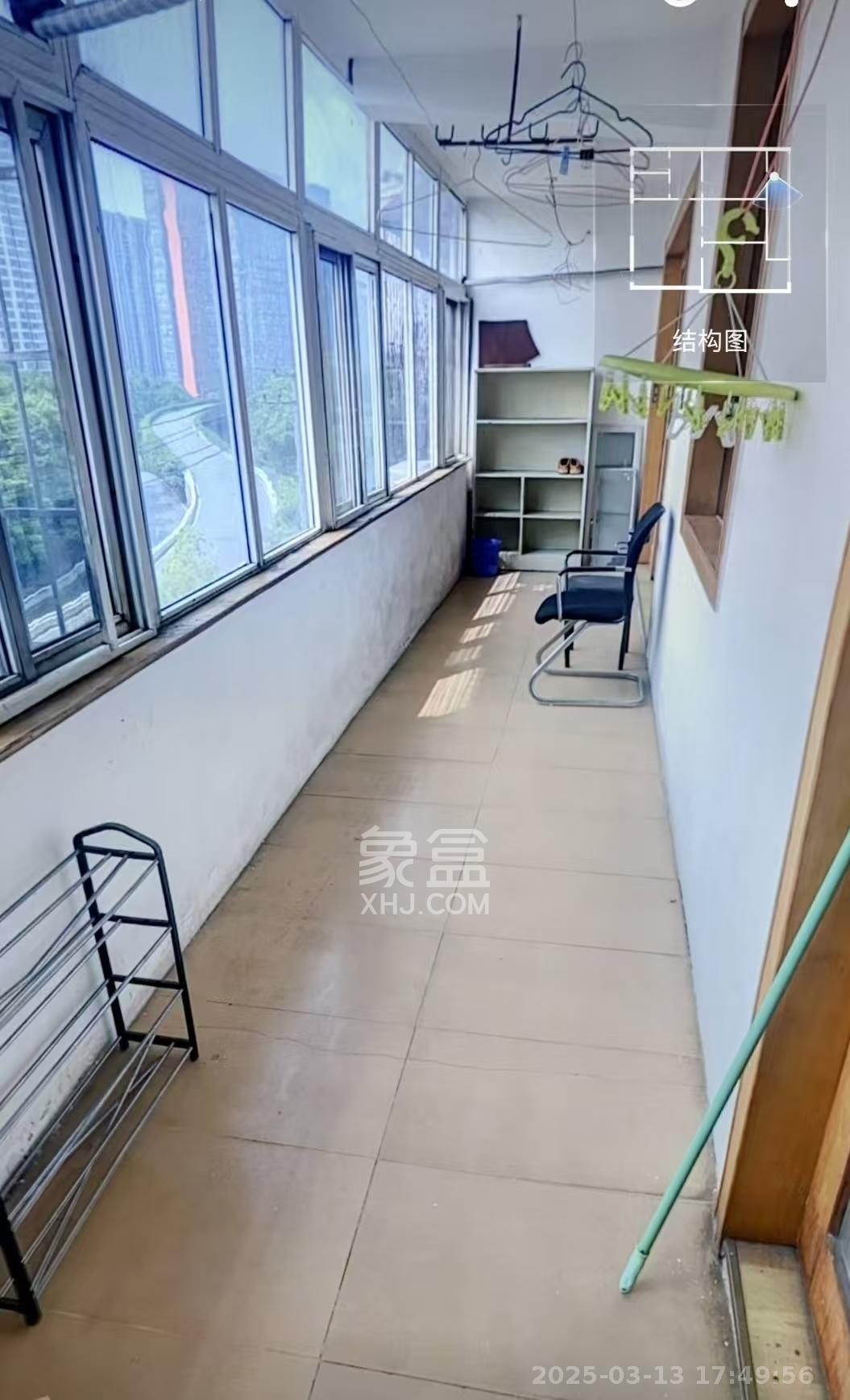 湘银公寓  3室2厅1卫   1700.00元/月室内图
