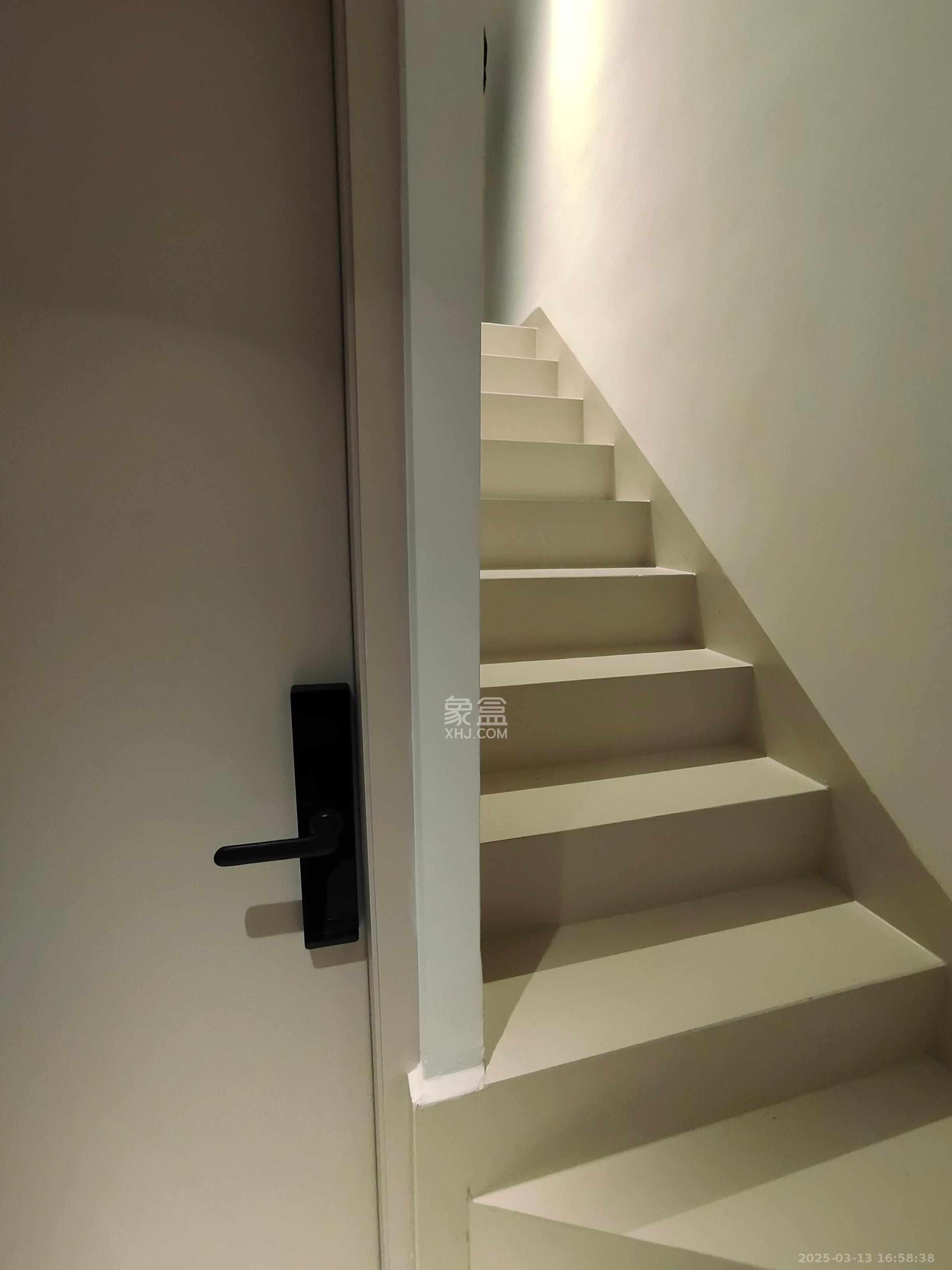 卓越中寰   43.16㎡      1550.0元/月