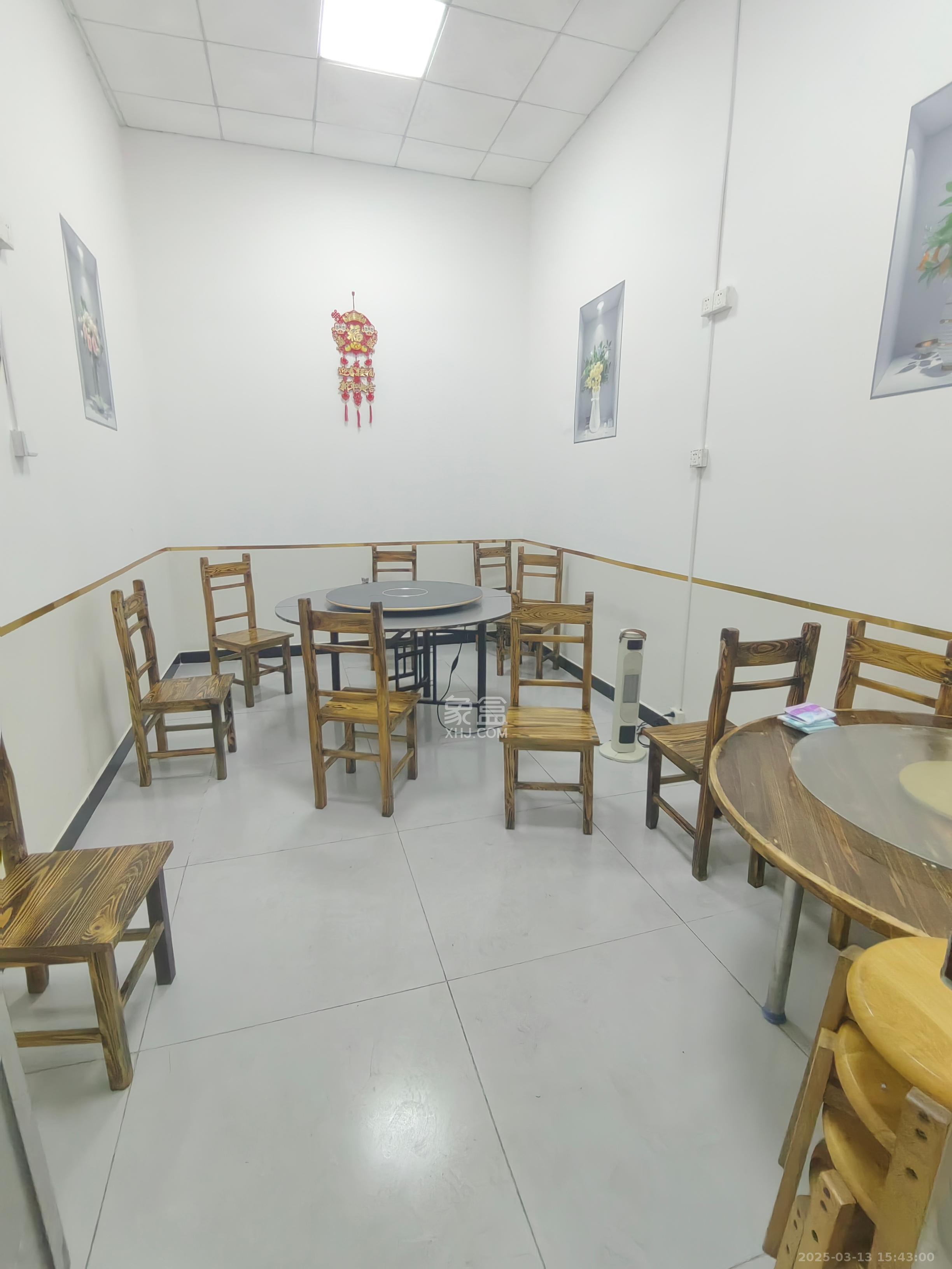 华润凤凰城二期 2室2厅1卫 3000.0元/月 华润凤凰城二期 2室2厅1卫 3000.0元/月室内图