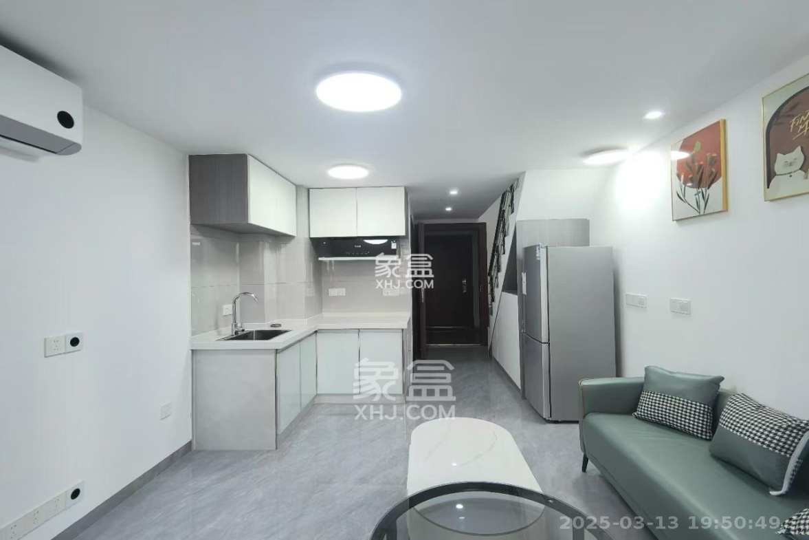 碧桂园星荟  1室1厅1卫    1200.0元/月 碧桂园星荟  1室1厅1卫    1200.0元/月室内图