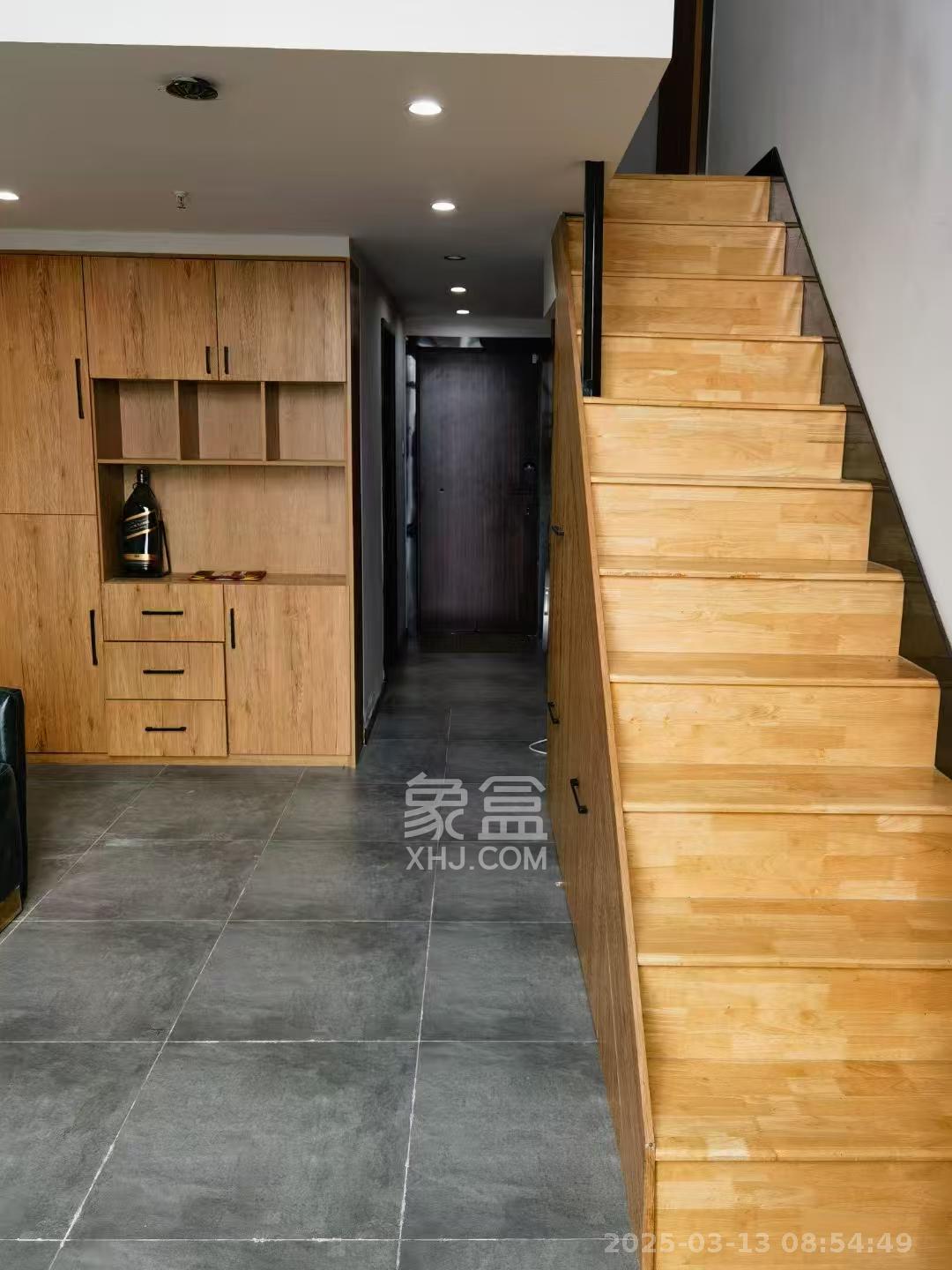 东盈商业广场（华泉城市广场）  1室1厅1卫    2600.0元/月室内图