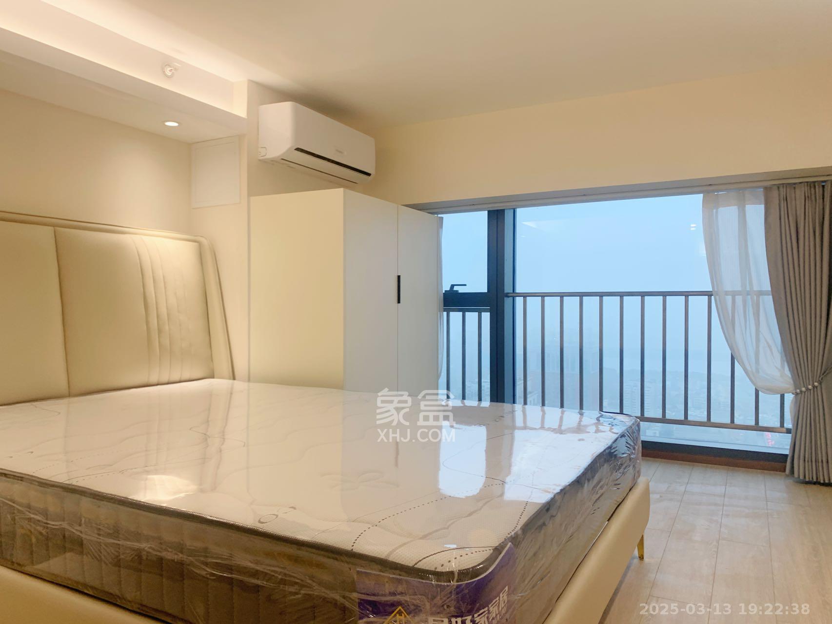 华远华时代 4室2厅1卫 5000.0元/月 华远华时代 4室2厅1卫 5000.0元/月室内图