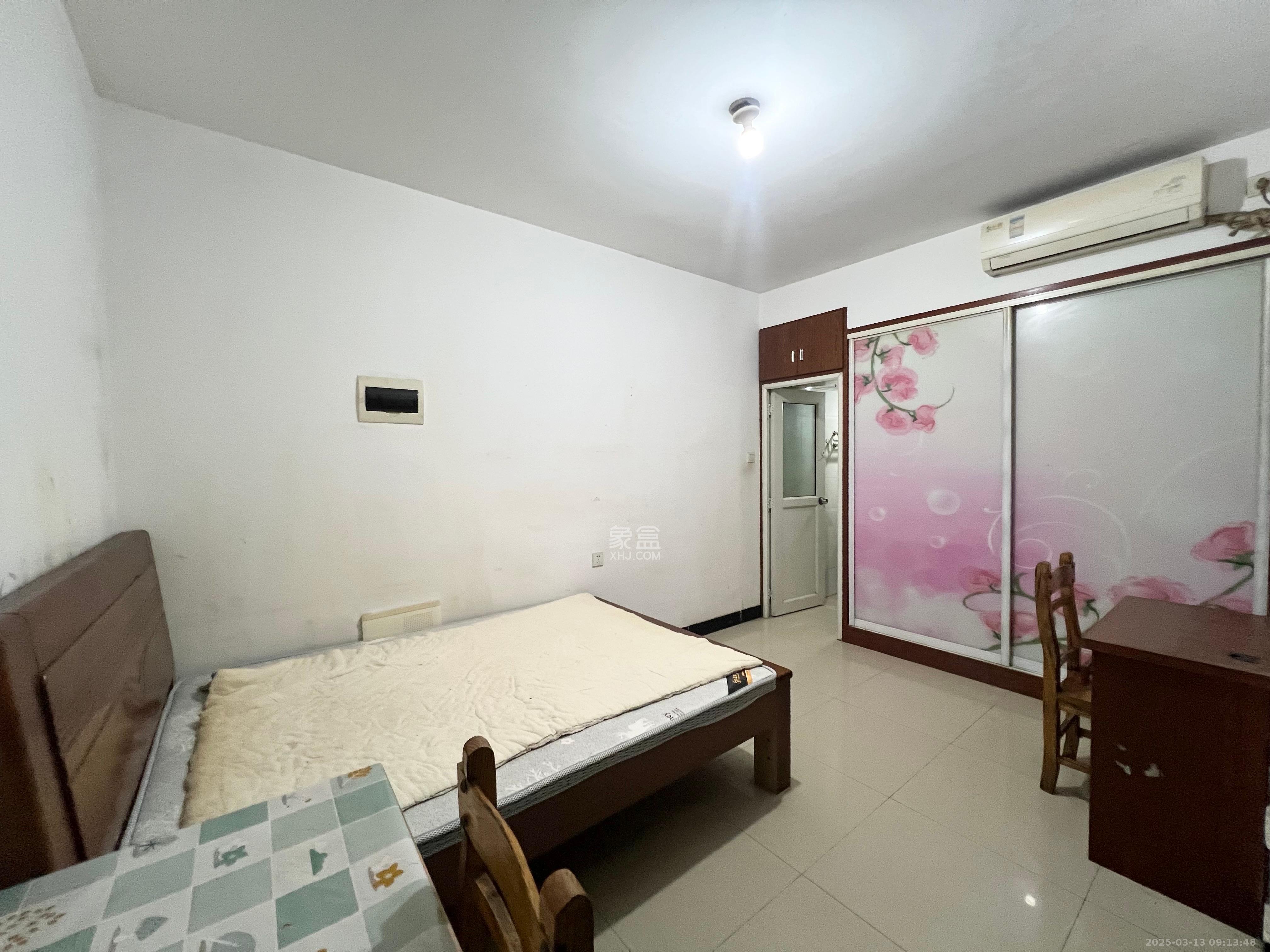 锦璨家园  1室1厅1卫    900.0元/月 锦璨家园  1室1厅1卫    900.0元/月室内图