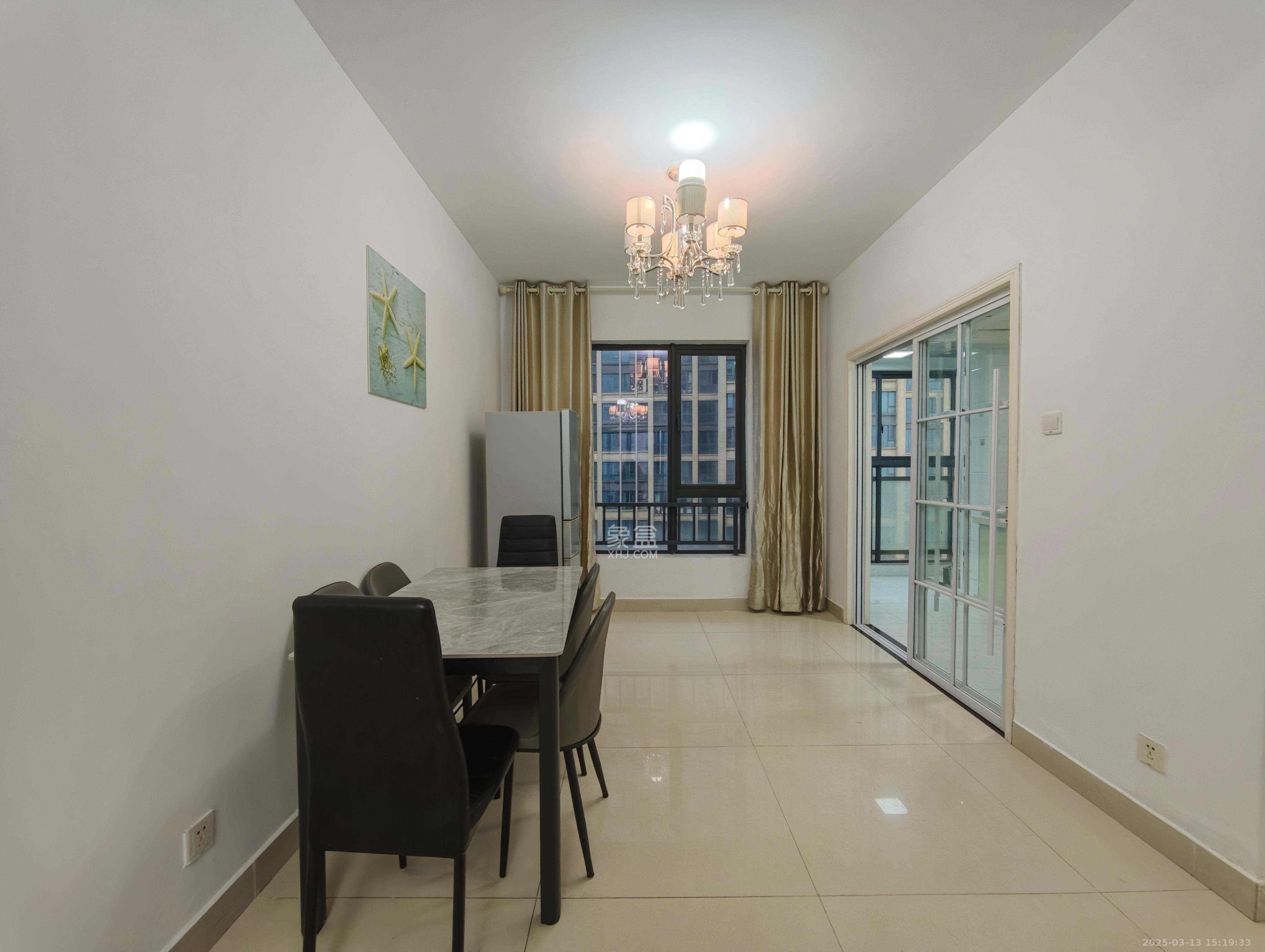 天健壹平方英里(天健芙蓉盛世二期) 4室2厅2卫 4300.0元/月 天健壹平方英里(天健芙蓉盛世二期) 4室2厅2卫 4300.0元/月室内图