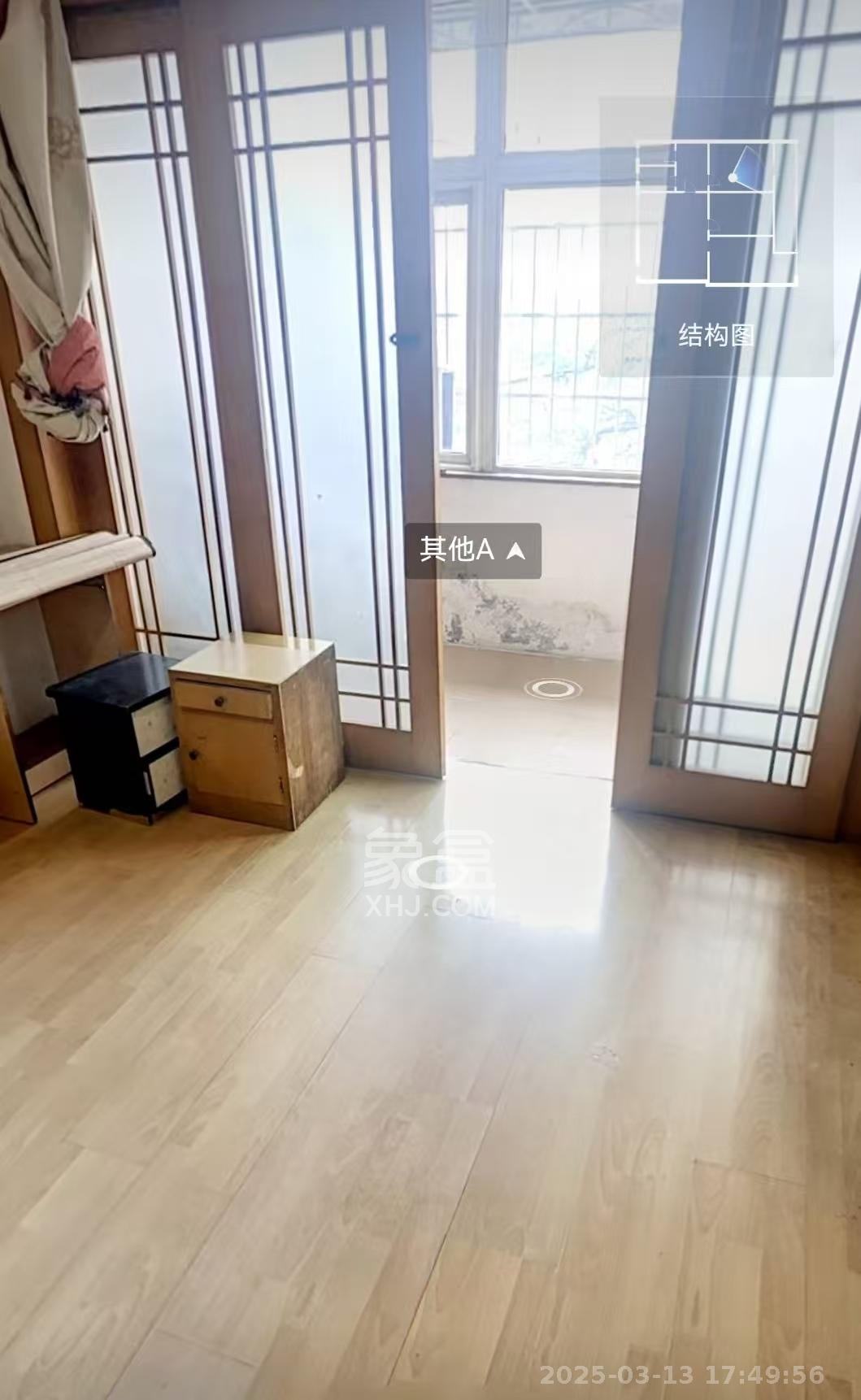 湘银公寓  3室2厅1卫   1700.00元/月室内图