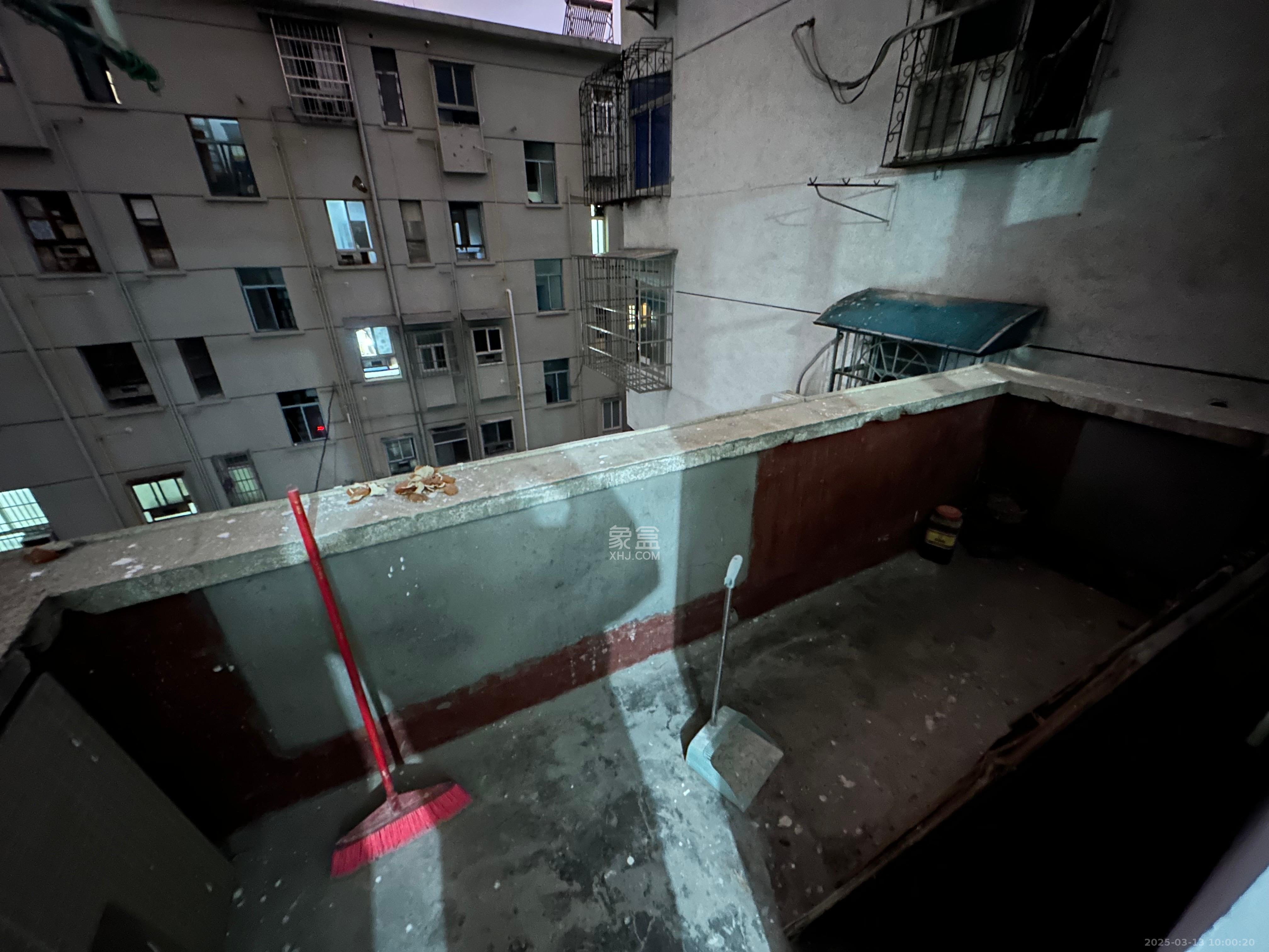 肇家(嘉)坪散盘 3室1厅1卫 2200.0元/月 肇家(嘉)坪散盘 3室1厅1卫 2200.0元/月室内图