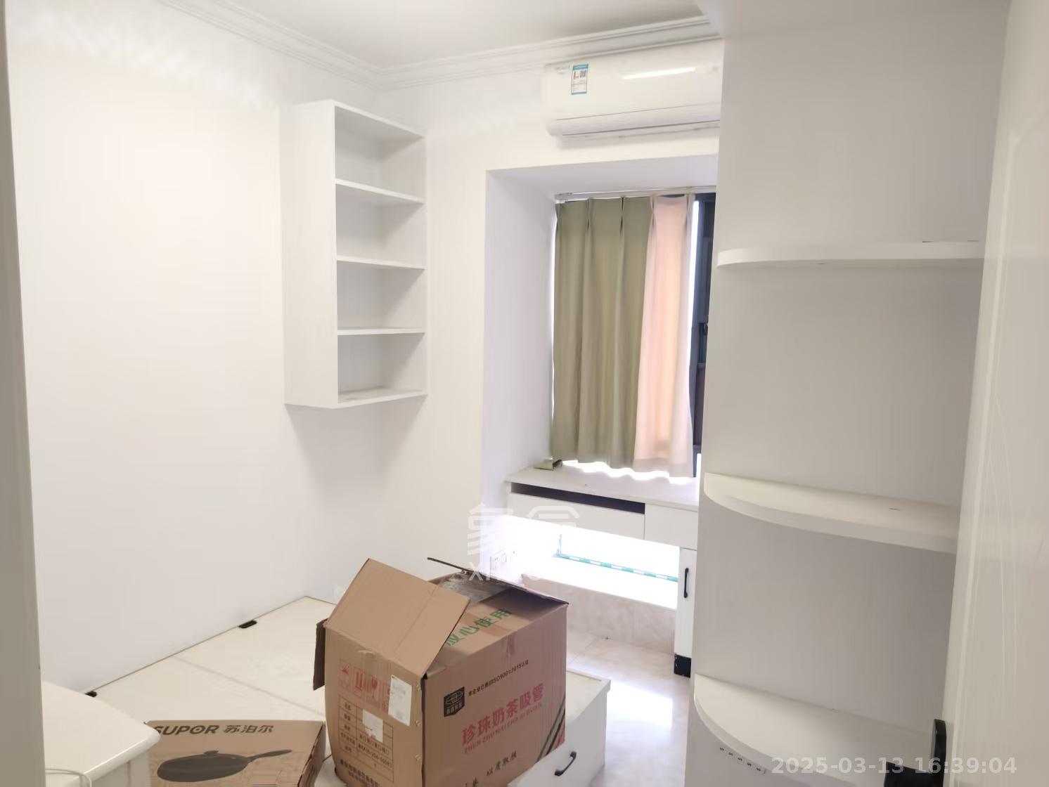 兰亭湾畔 3室2厅1卫 2500.0元/月 兰亭湾畔 3室2厅1卫 2500.0元/月室内图