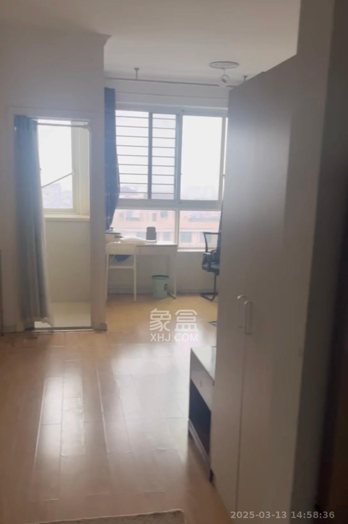 月亮湾草莓街区一、二期 1室1厅1卫 1050.0元/月 月亮湾草莓街区一、二期 1室1厅1卫 1050.0元/月室内图