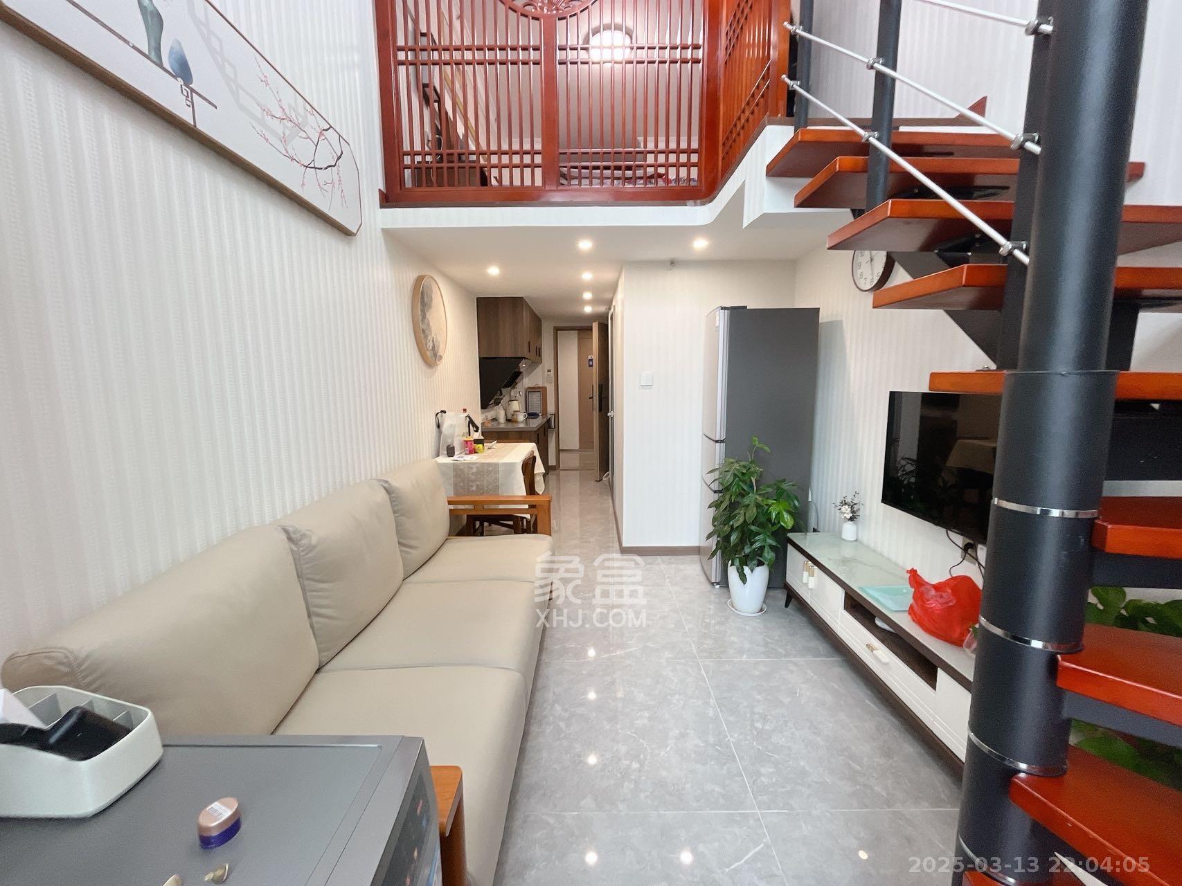 珠江花城好世界  1室1厅1卫    2000.0元/月 珠江花城好世界  1室1厅1卫    2000.0元/月室内图