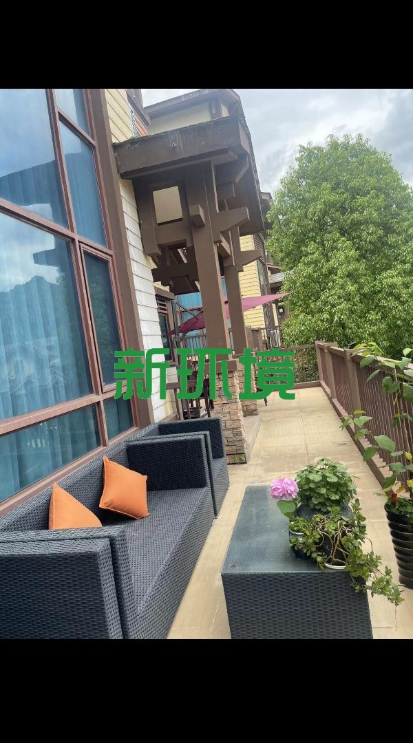 碧桂园  5室3厅4卫    170.0万 碧桂园  5室3厅4卫    170.0万客厅