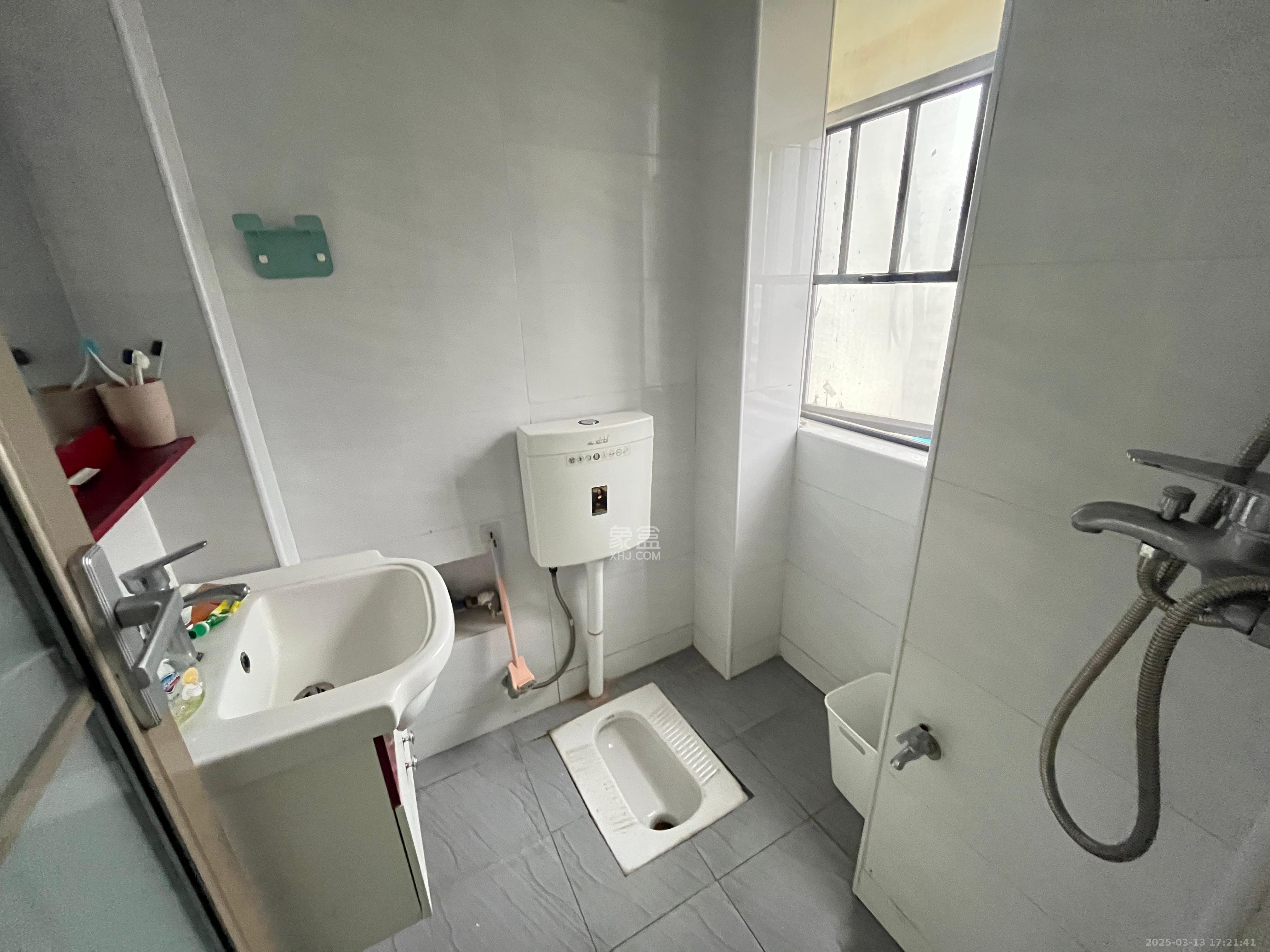 富瑞星座 2室2厅1卫 1700.0元/月 富瑞星座 2室2厅1卫 1700.0元/月室内图