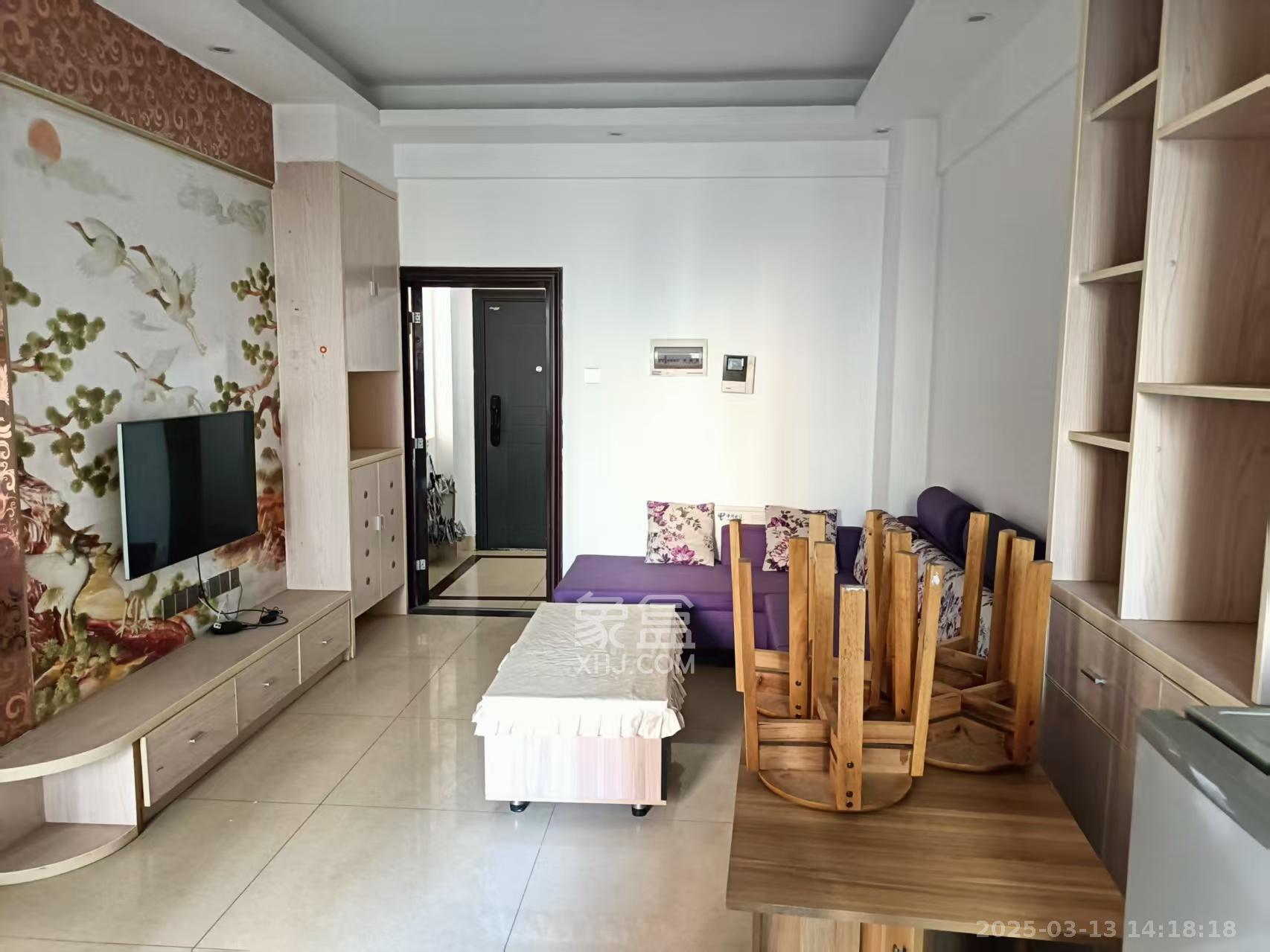 水岸世景 2室2厅1卫 1600.0元/月 水岸世景 2室2厅1卫 1600.0元/月室内图