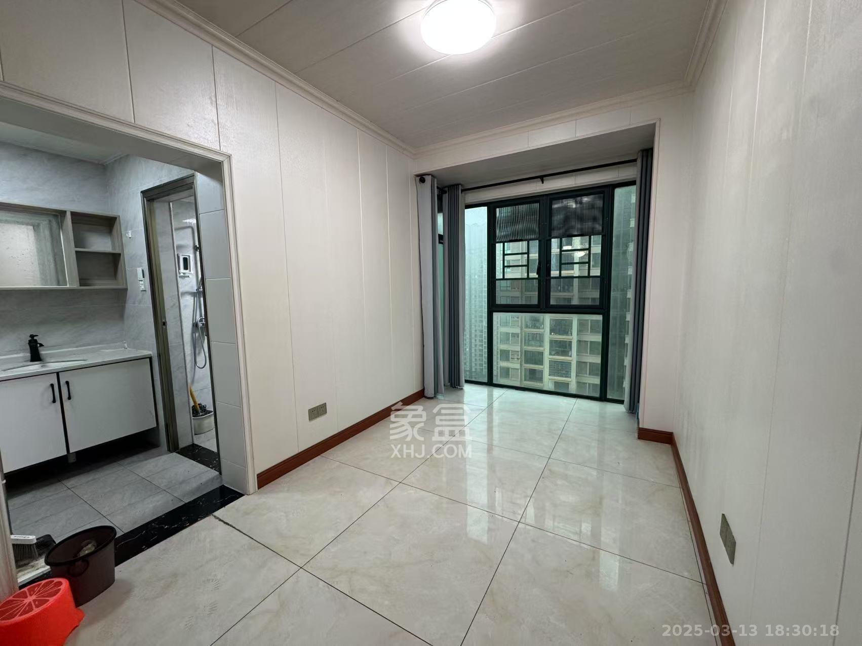 富基世纪公园 4室2厅2卫 2000.0元/月 富基世纪公园 4室2厅2卫 2000.0元/月室内图