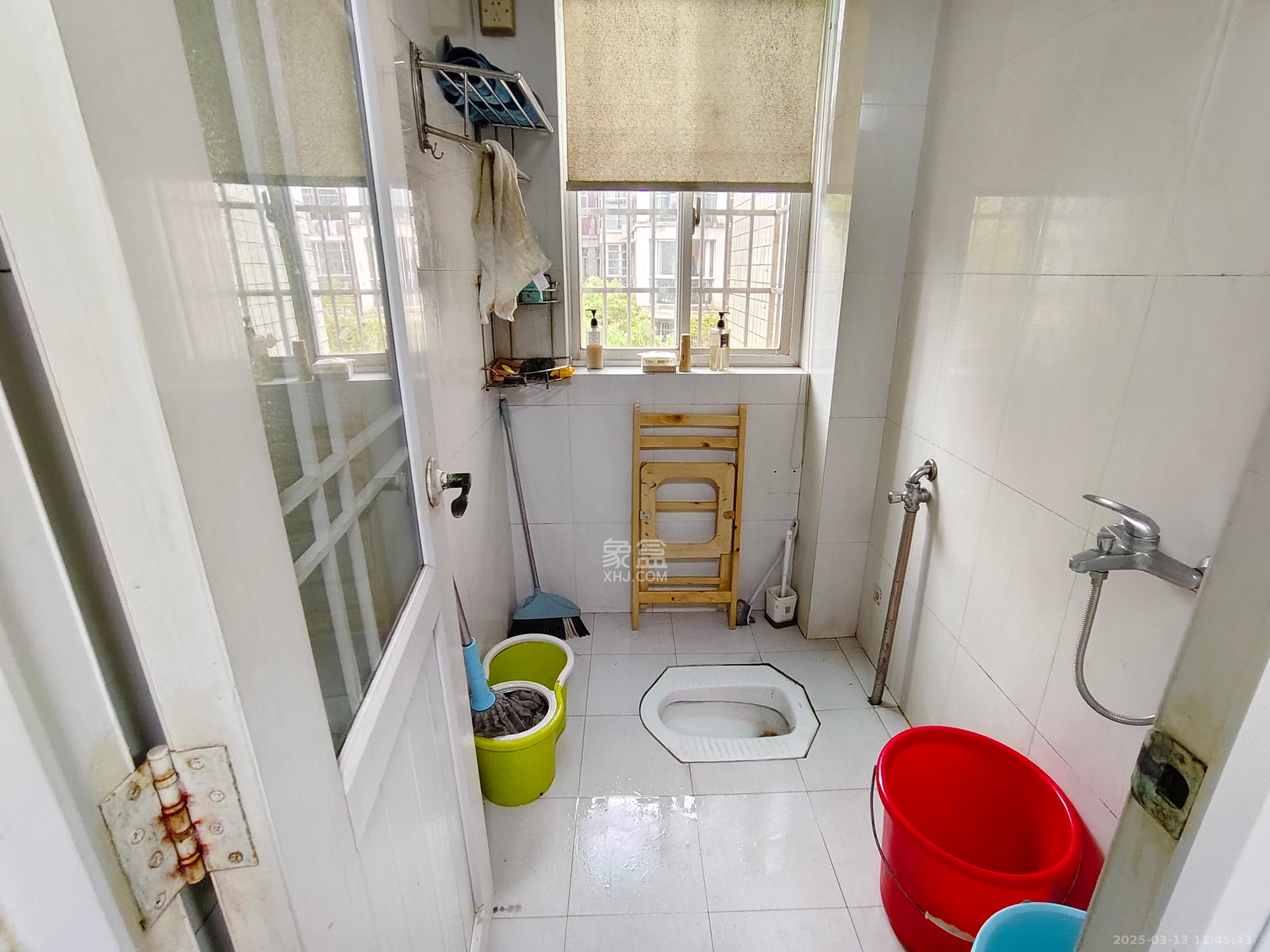 中星苑 4室2厅2卫 3200.0元/月 中星苑 4室2厅2卫 3200.0元/月室内图