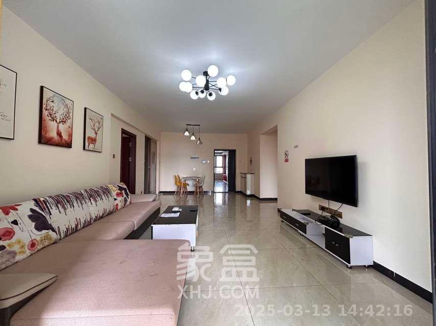 荣悦台  3室2厅2卫   4000.00元/月室内图