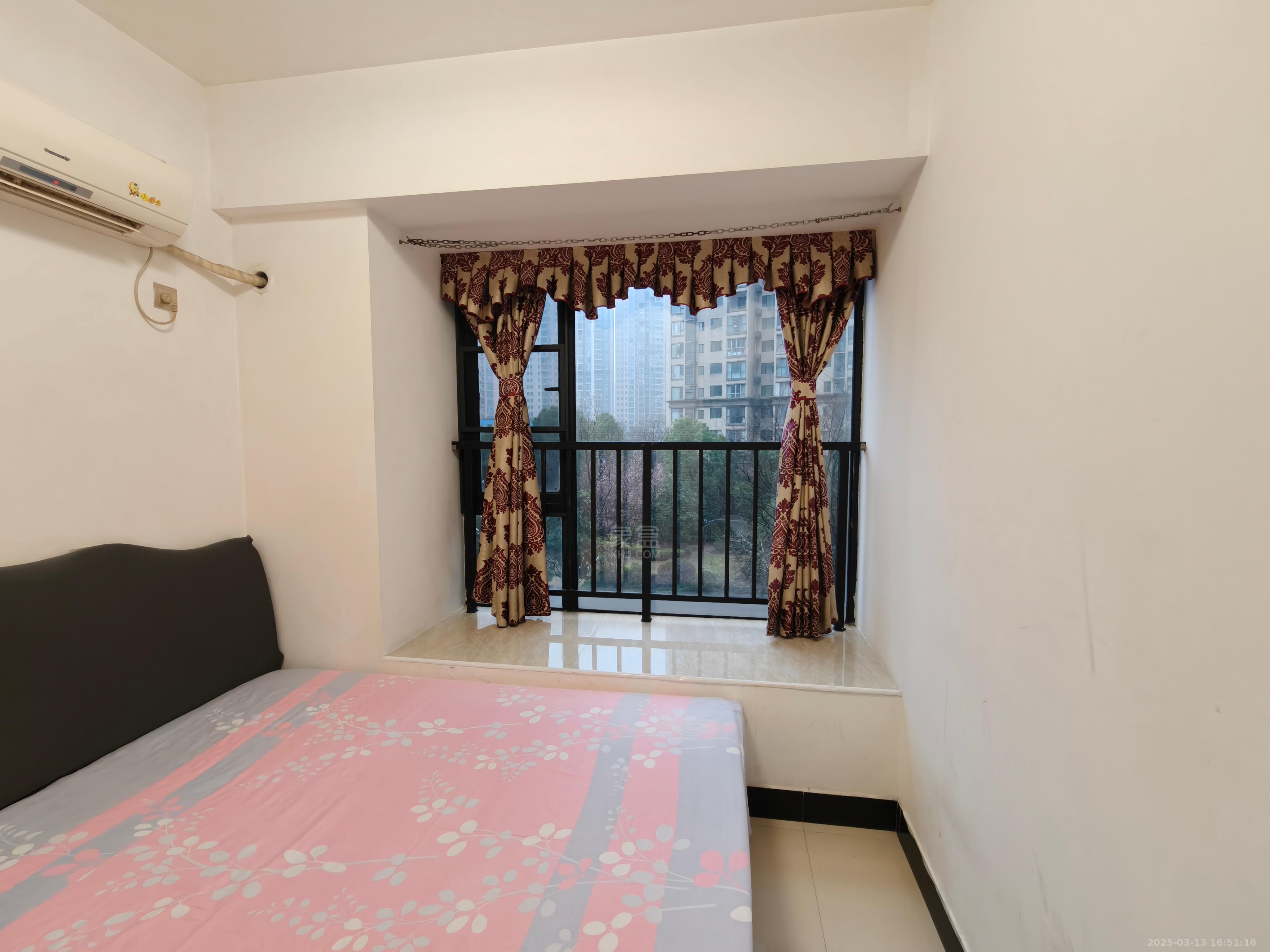 中建御山和苑 1室1厅0卫 1400.0元/月 中建御山和苑 1室1厅0卫 1400.0元/月室内图