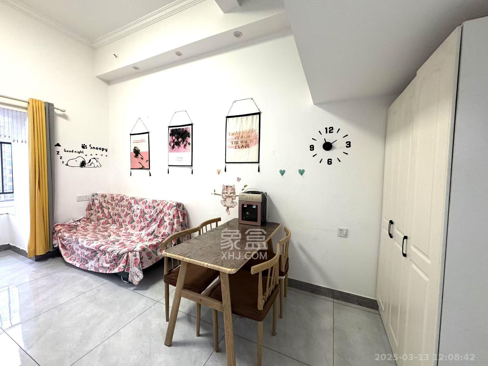 裕天国际商汇中心  1室0厅0卫    1700.0元/月 裕天国际商汇中心  1室0厅0卫    1700.0元/月室内图