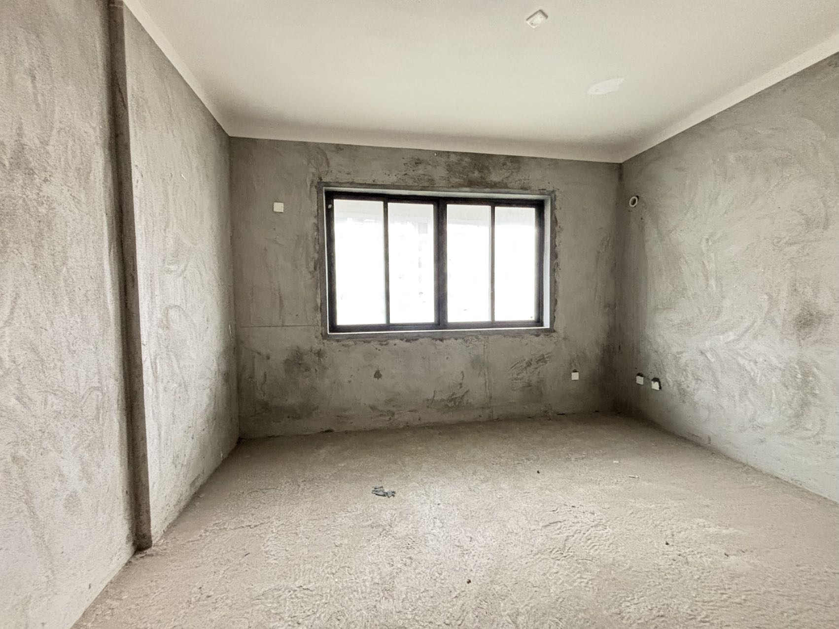 绿地海长流二期 4室2厅2卫 185.0万 绿地海长流二期 4室2厅2卫 185.0万室内图