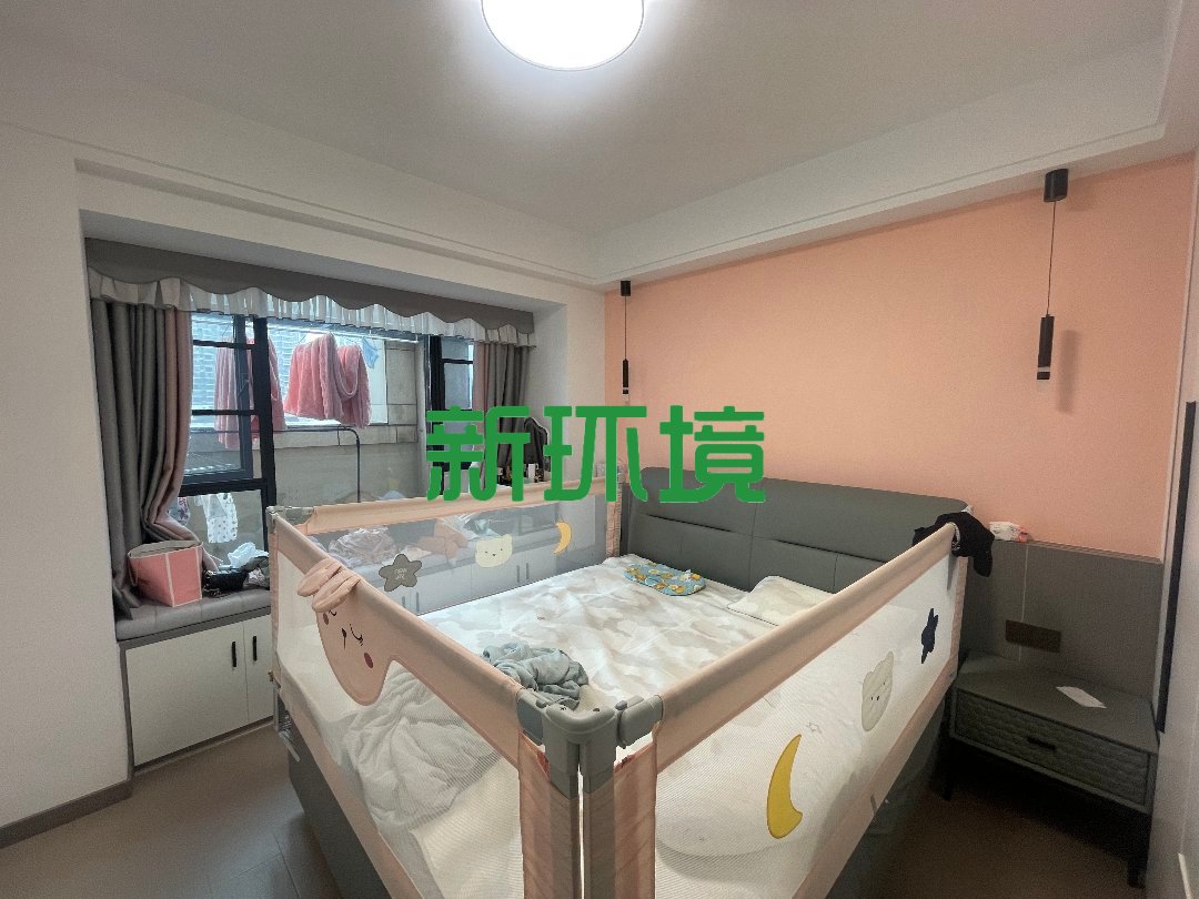 昊天珑璟湾 3室2厅1卫 69.8万 昊天珑璟湾 3室2厅1卫 69.8万客厅