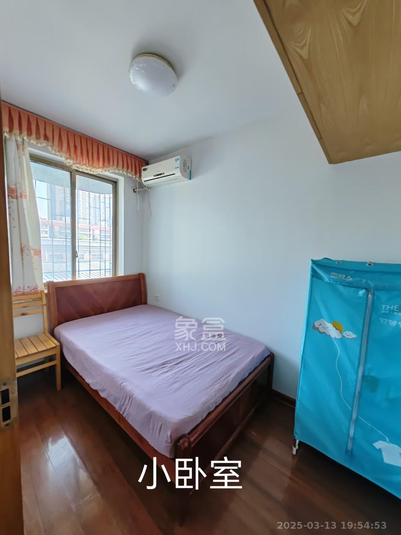 长坡社区 2室2厅1卫 1700.0元/月 长坡社区 2室2厅1卫 1700.0元/月室内图