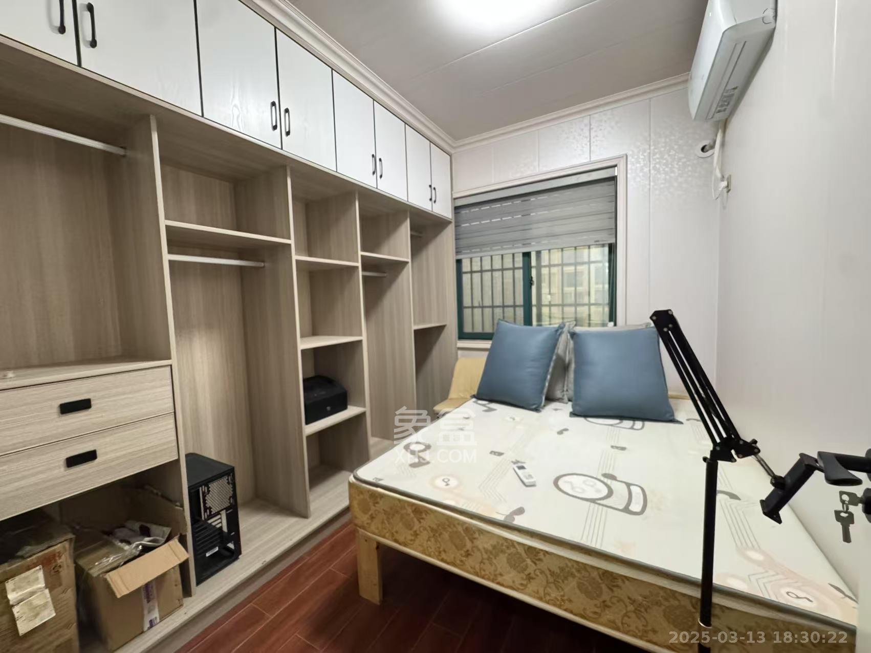 富基世纪公园 4室2厅2卫 2000.0元/月 富基世纪公园 4室2厅2卫 2000.0元/月室内图