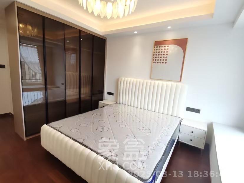 旭辉雨花郡 4室2厅2卫 4600.0元/月 旭辉雨花郡 4室2厅2卫 4600.0元/月室内图